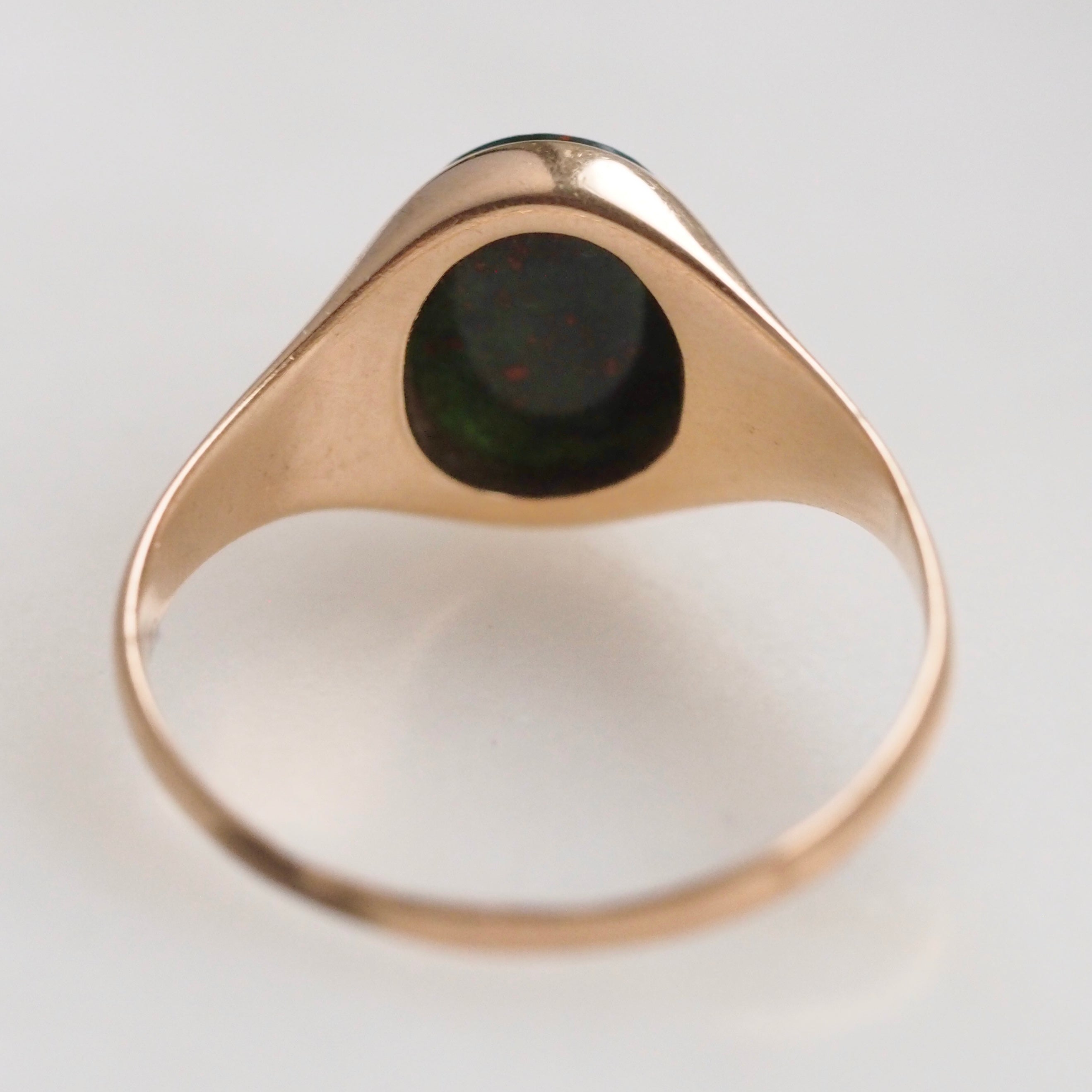 Antique 10k Gold Bloodstone Hermes/Mercury Intaglio Signet Ring