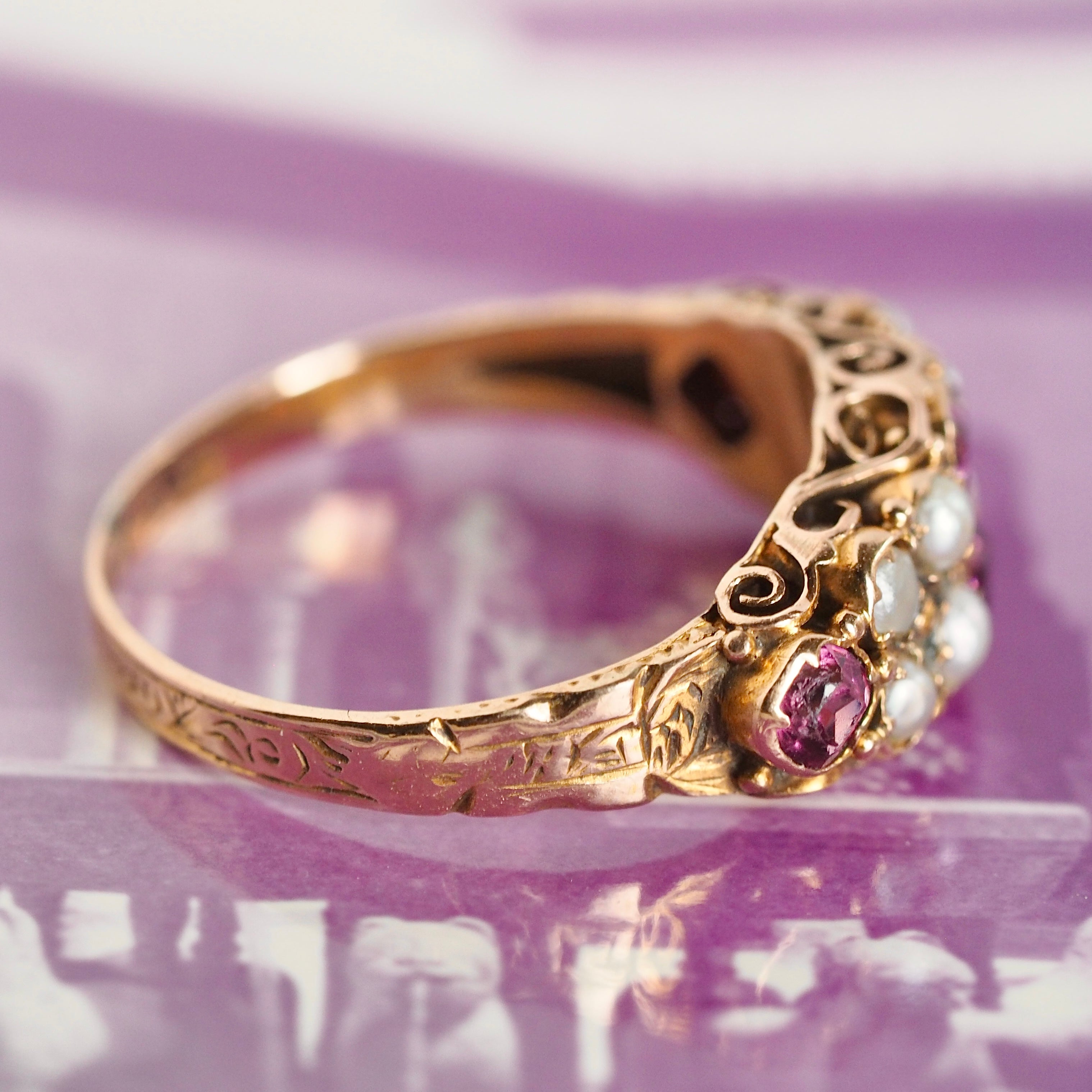 Antique Victorian c. 1872 15k Gold Almandine Garnet Seed Pearl Ring