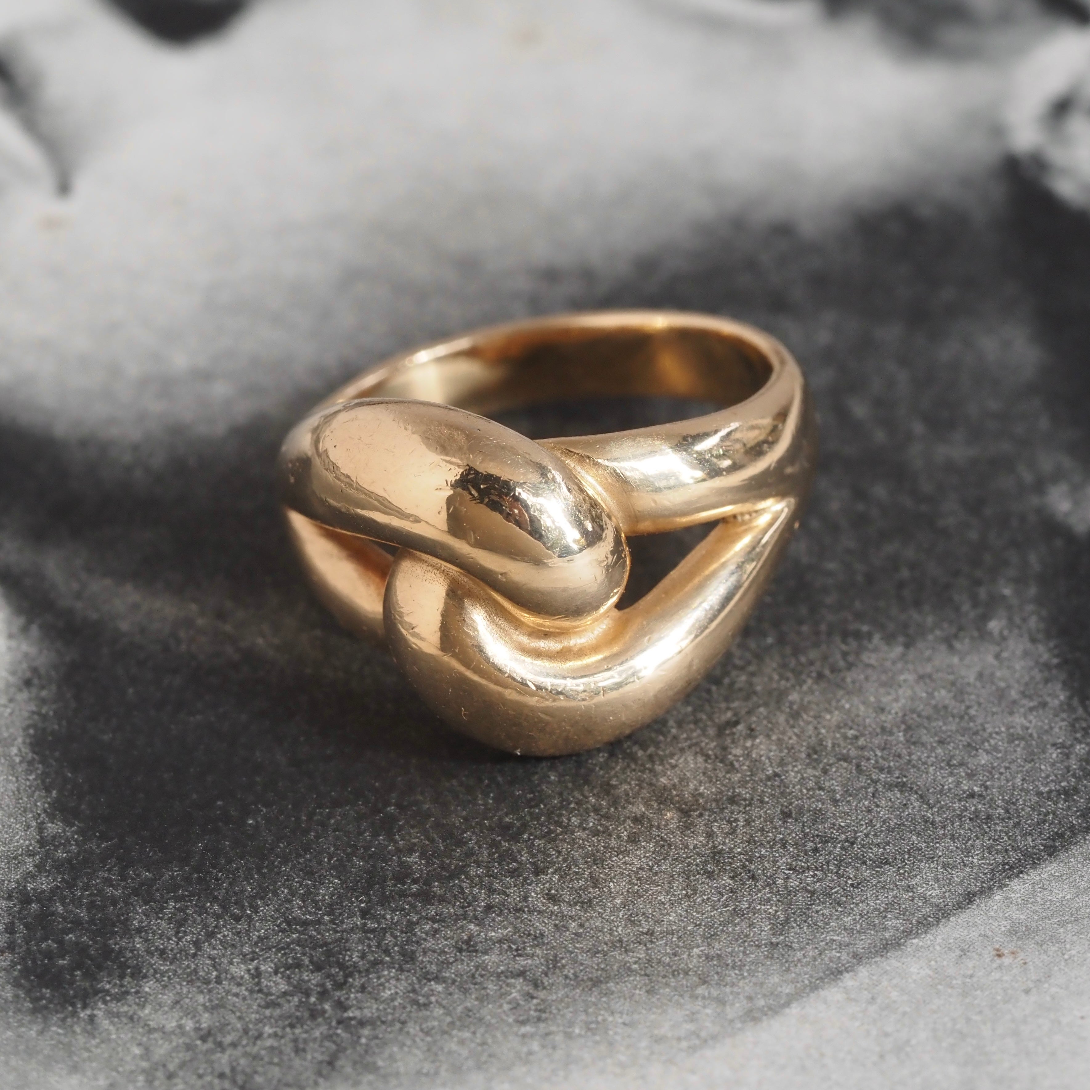 Vintage James Avery 14k Gold Large Knot Ring