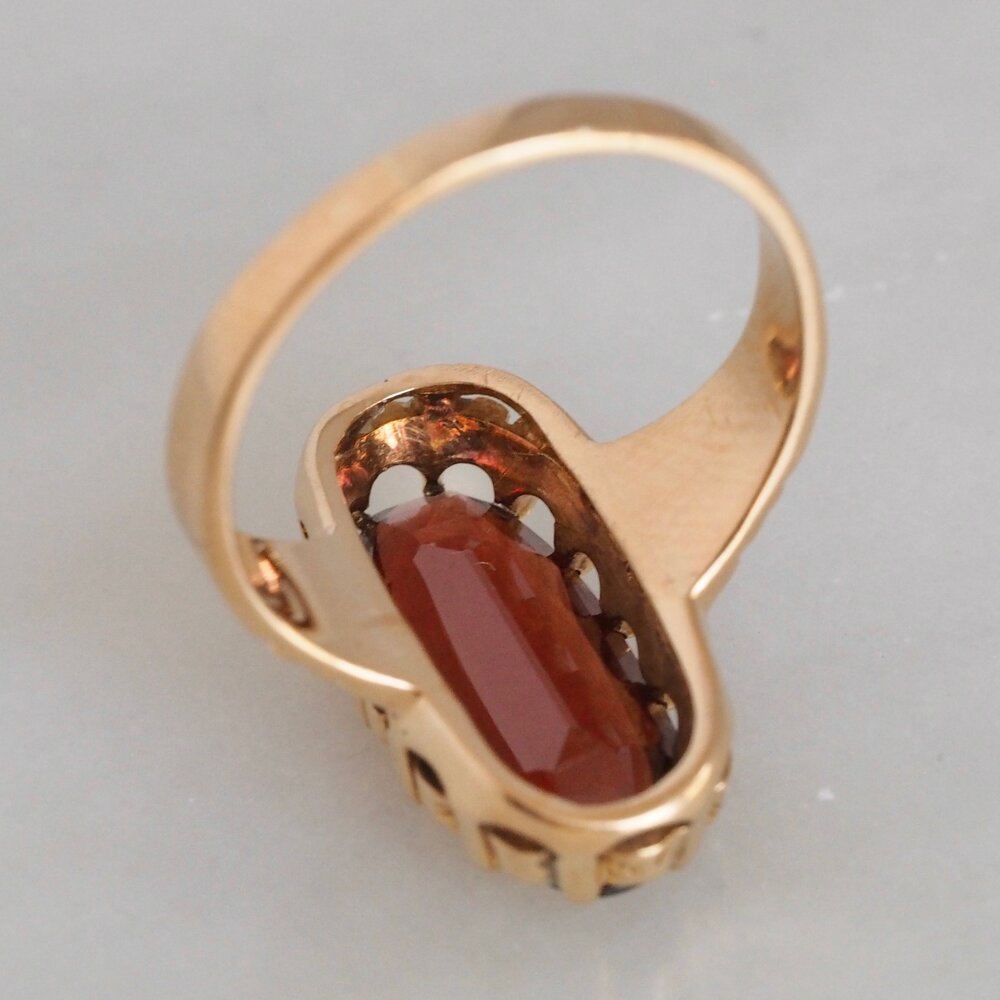 Antique Victorian 14k Gold Garnet Ring