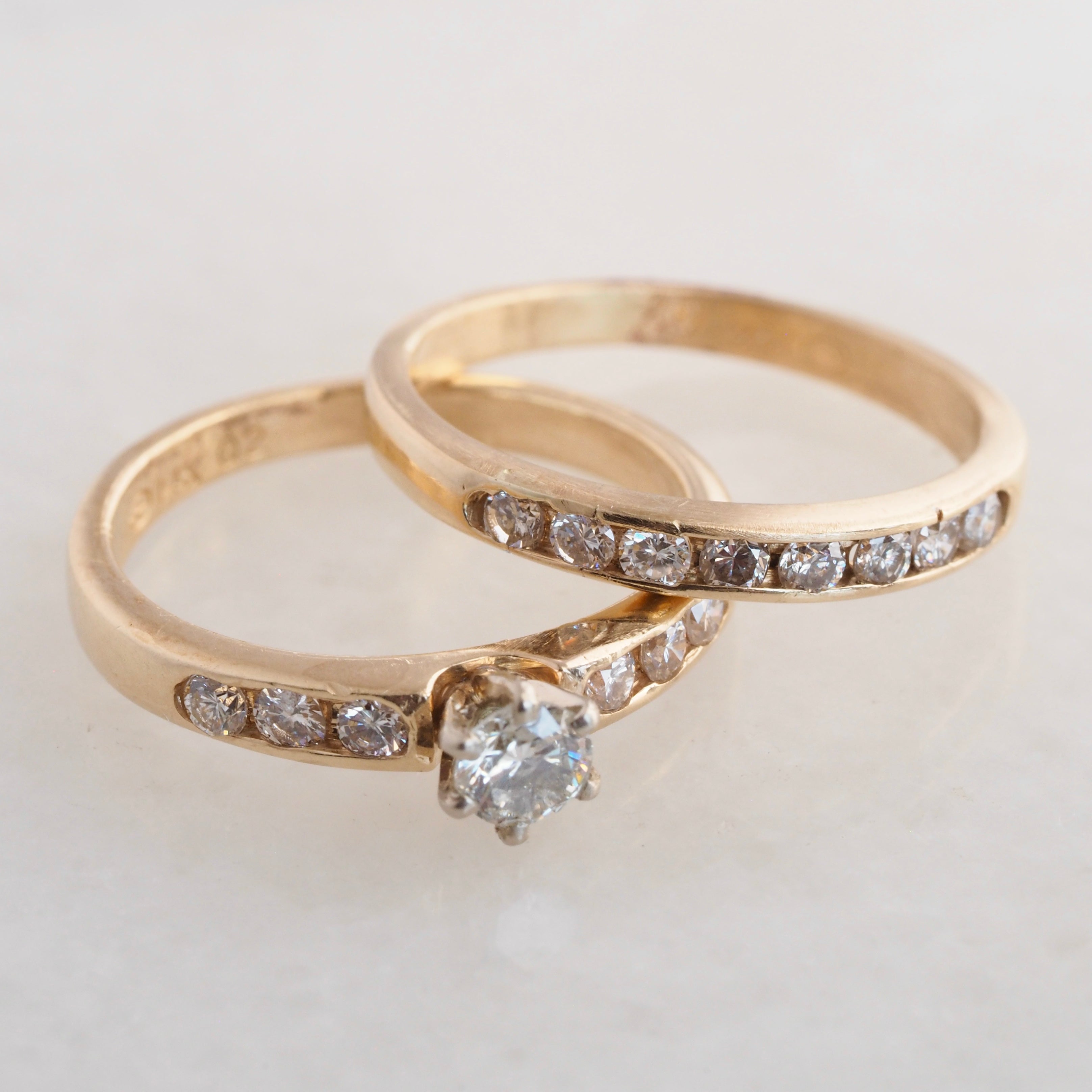 Vintage 14k Gold Round Brilliant Cut Diamond Ring Set