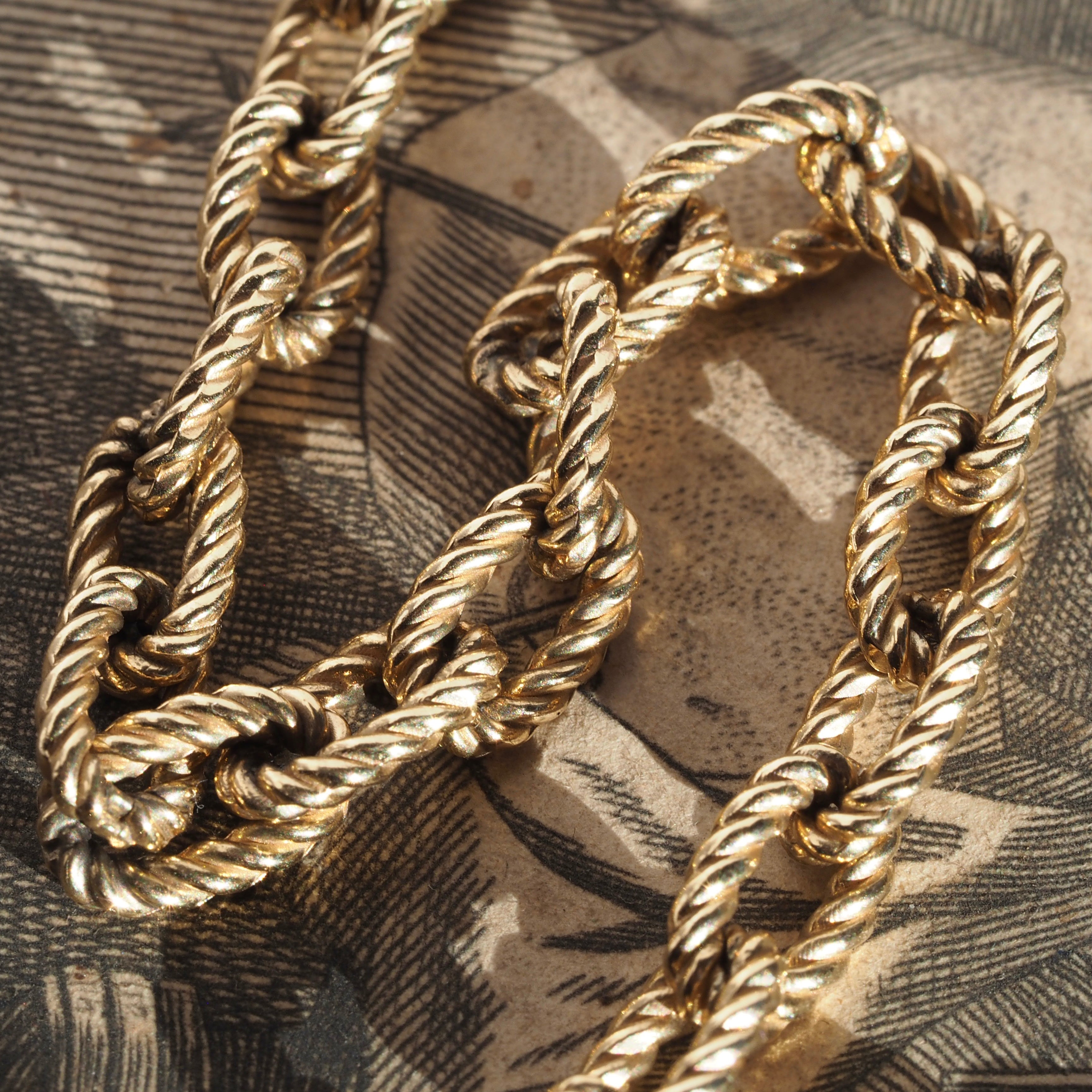 Vintage 14k Gold Braided Oval Link Bracelet