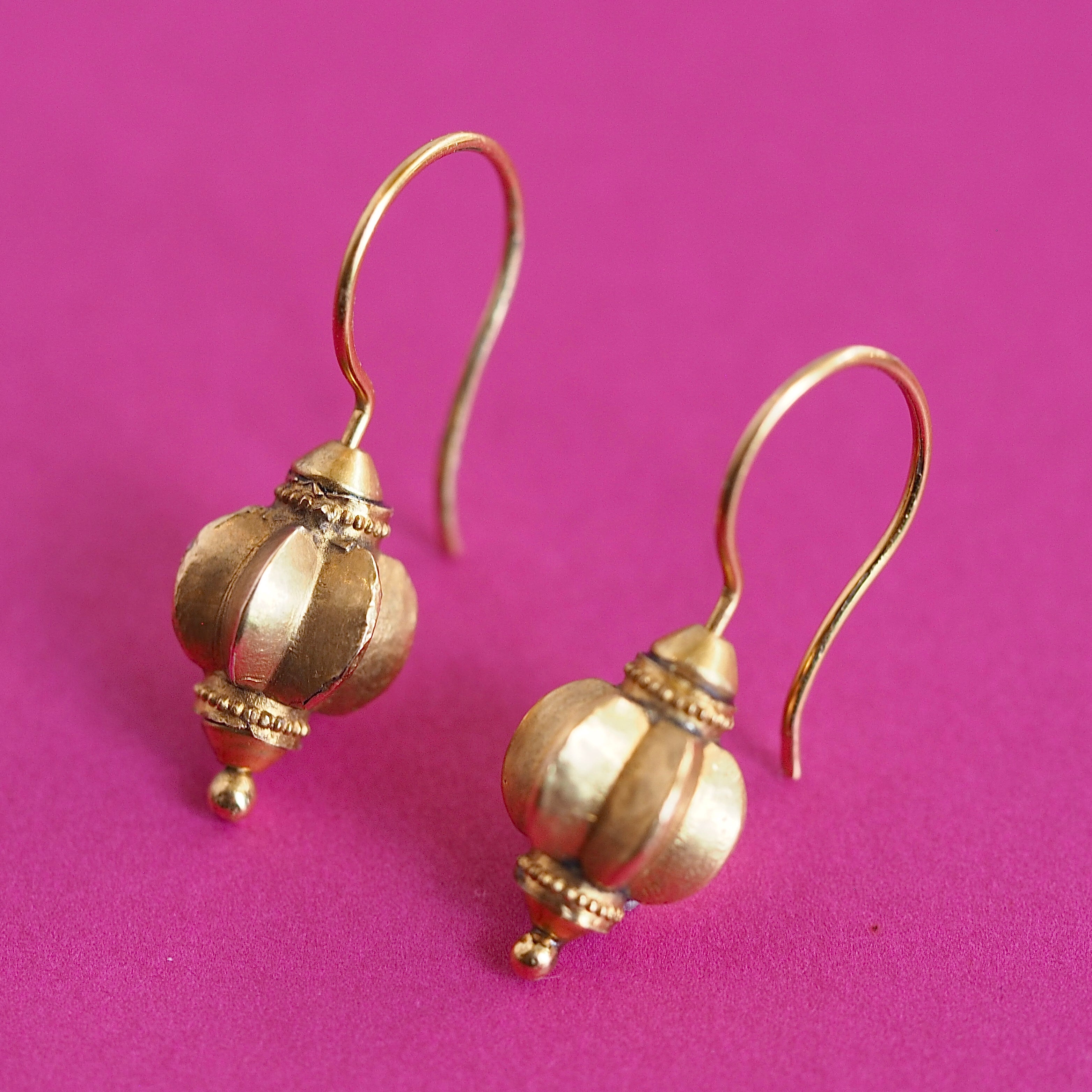 Vintage Indian 22k Gold Starfruit Earrings