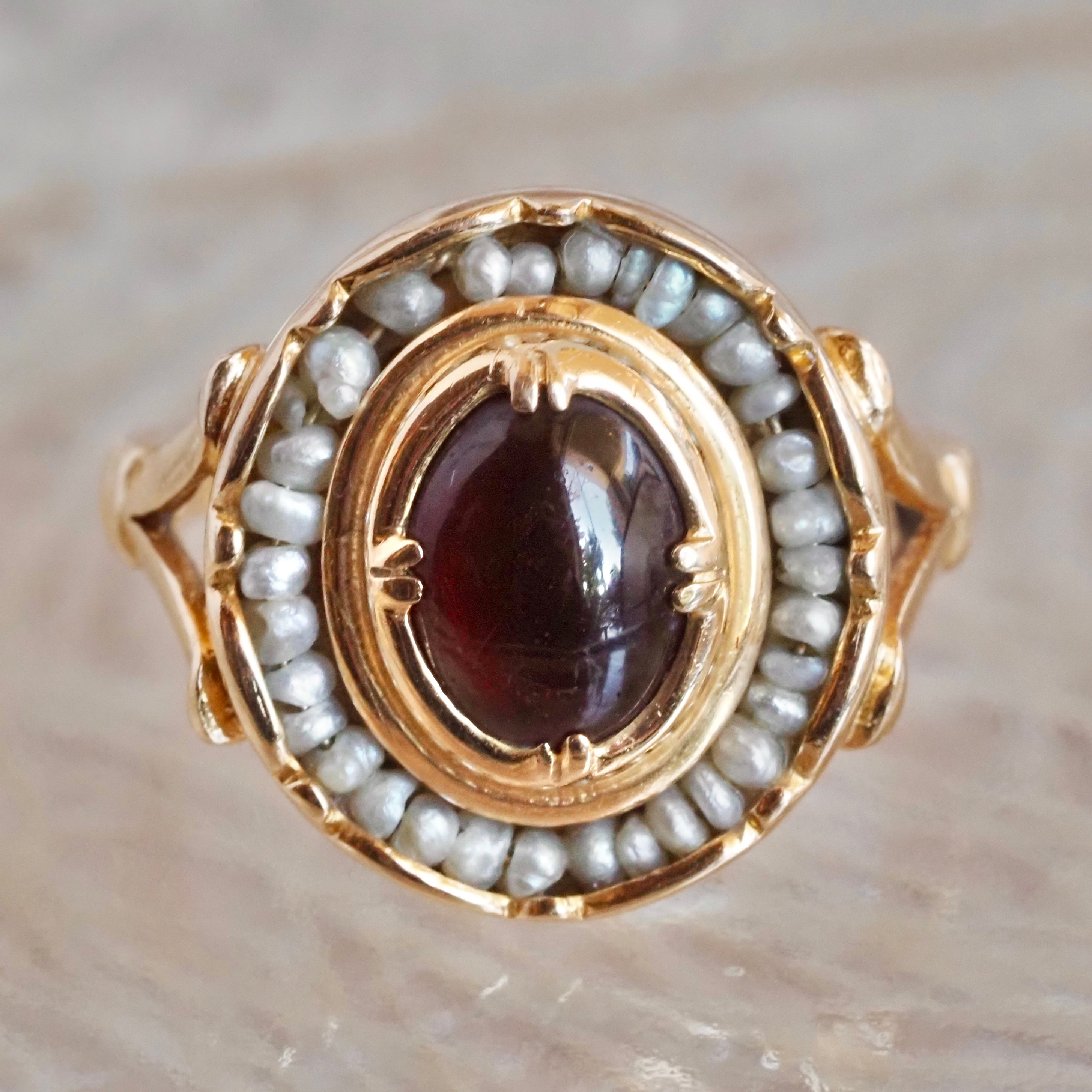 Vintage Metropolitan Museum of Art Reproduction 14k Gold Garnet and Seed Pearl Ring