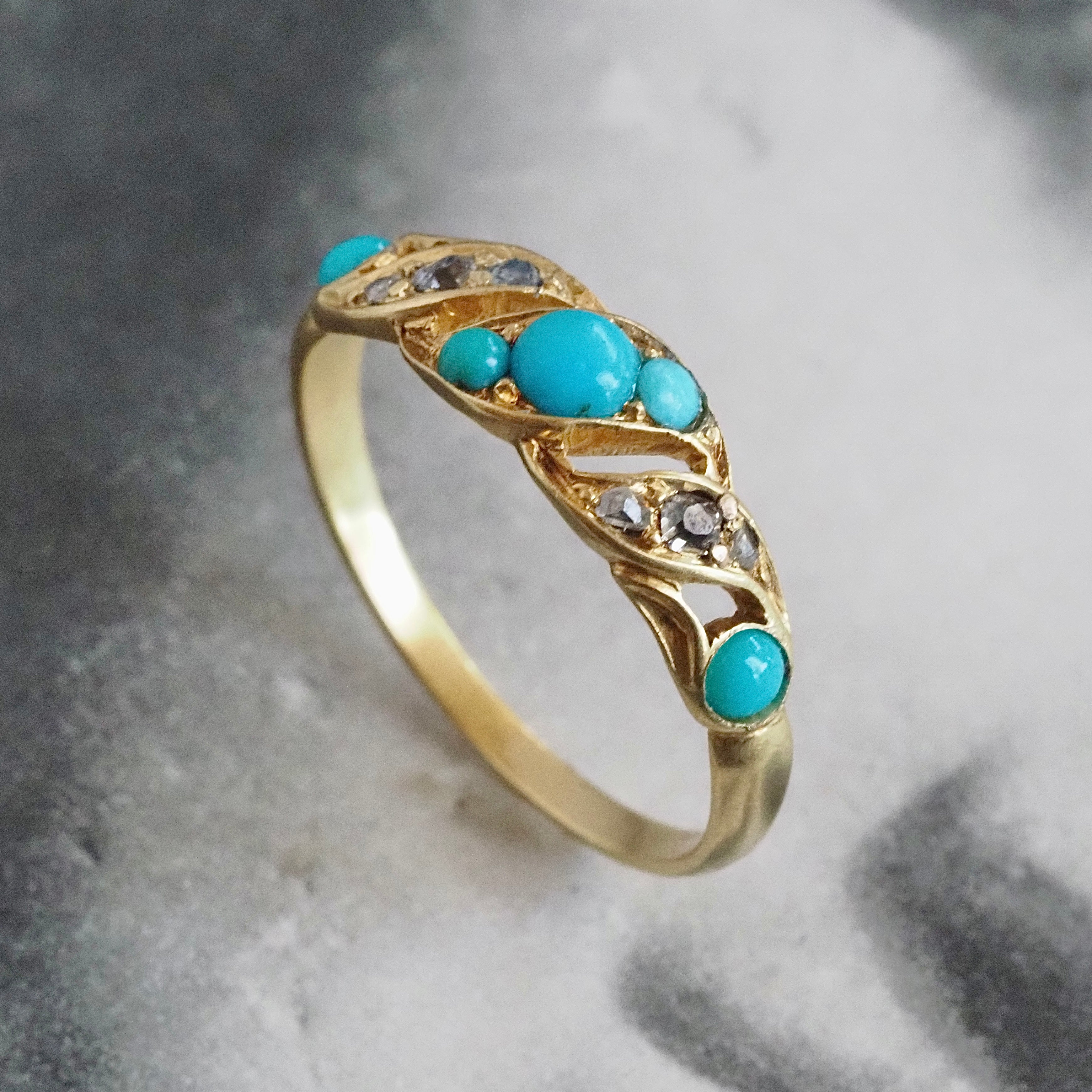 Antique Victorian Turquoise and Rose Cut Diamonds 18k Gold Ring
