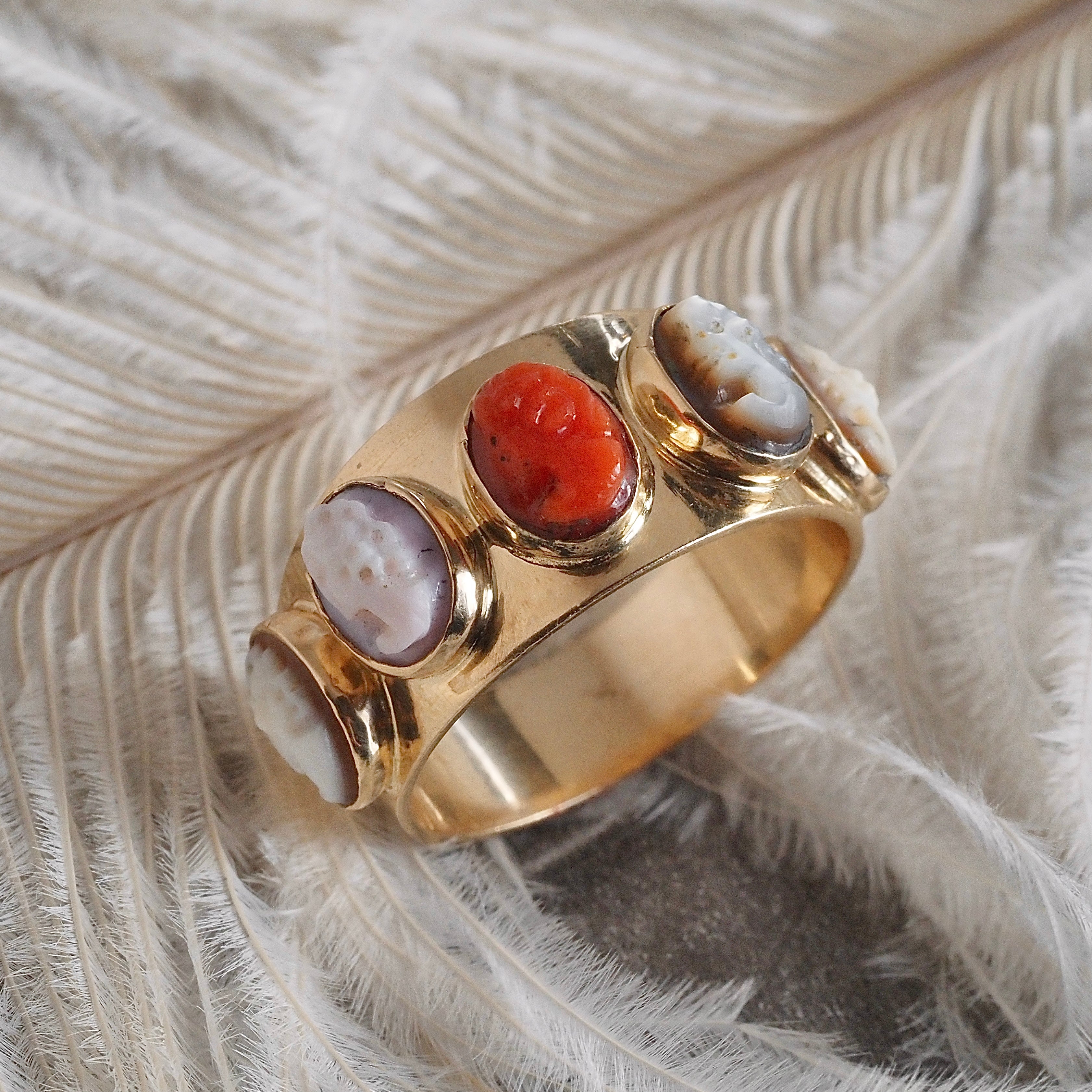 Vintage Cameo Coral Mother of Pearl and Shell 14k Gold Ring