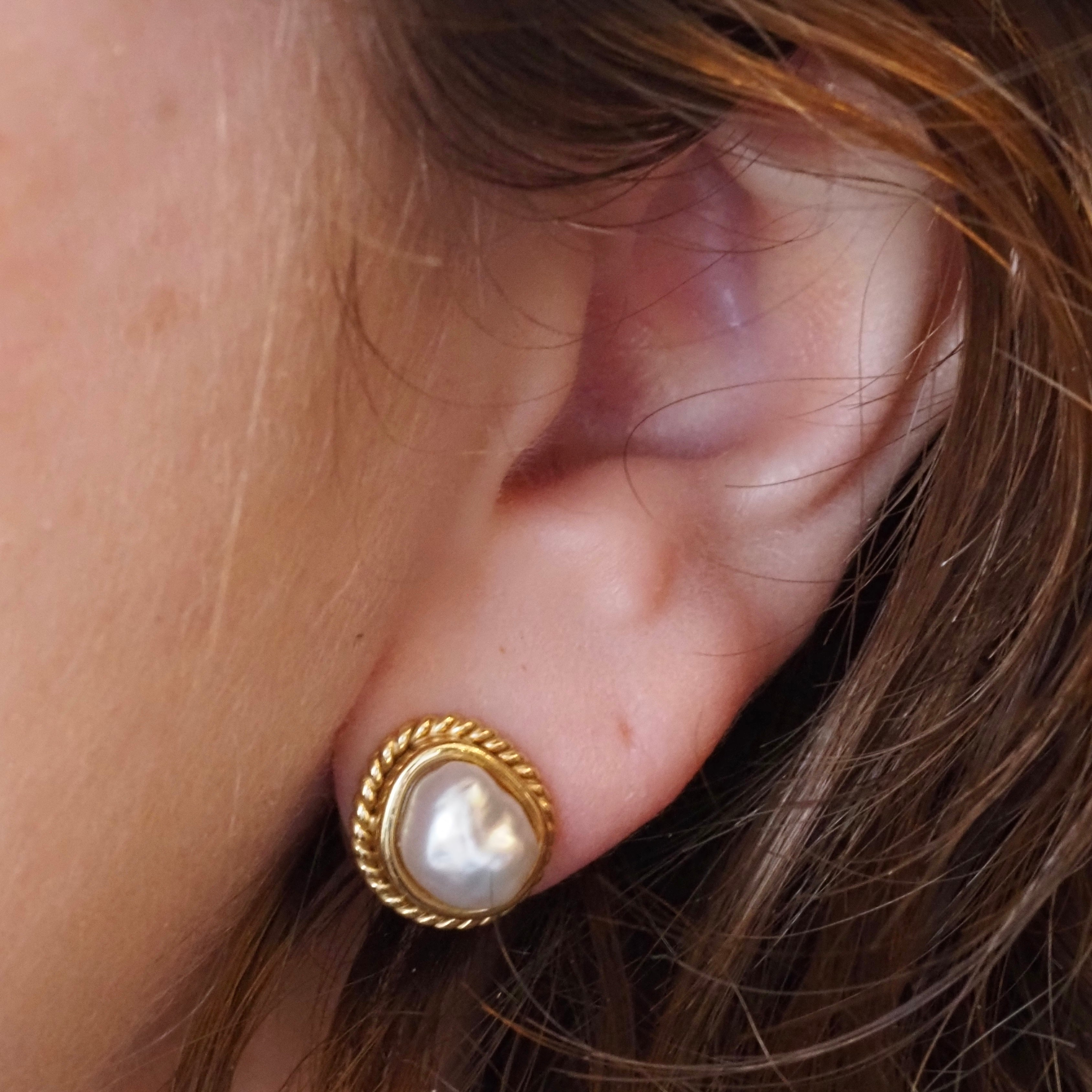 Vintage Baroque Pearl 14k Gold Earrings