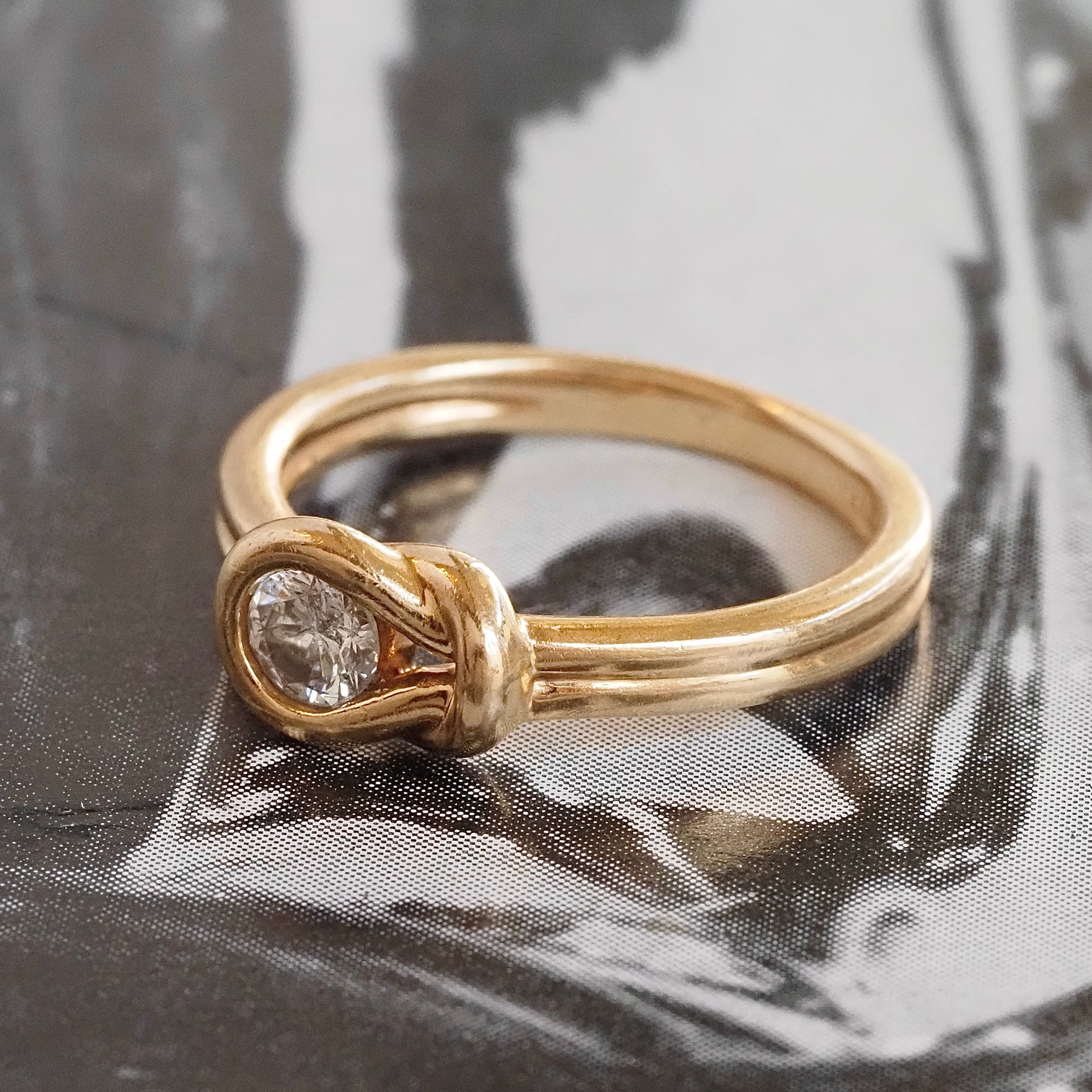 14k Gold Diamond Knot Band
