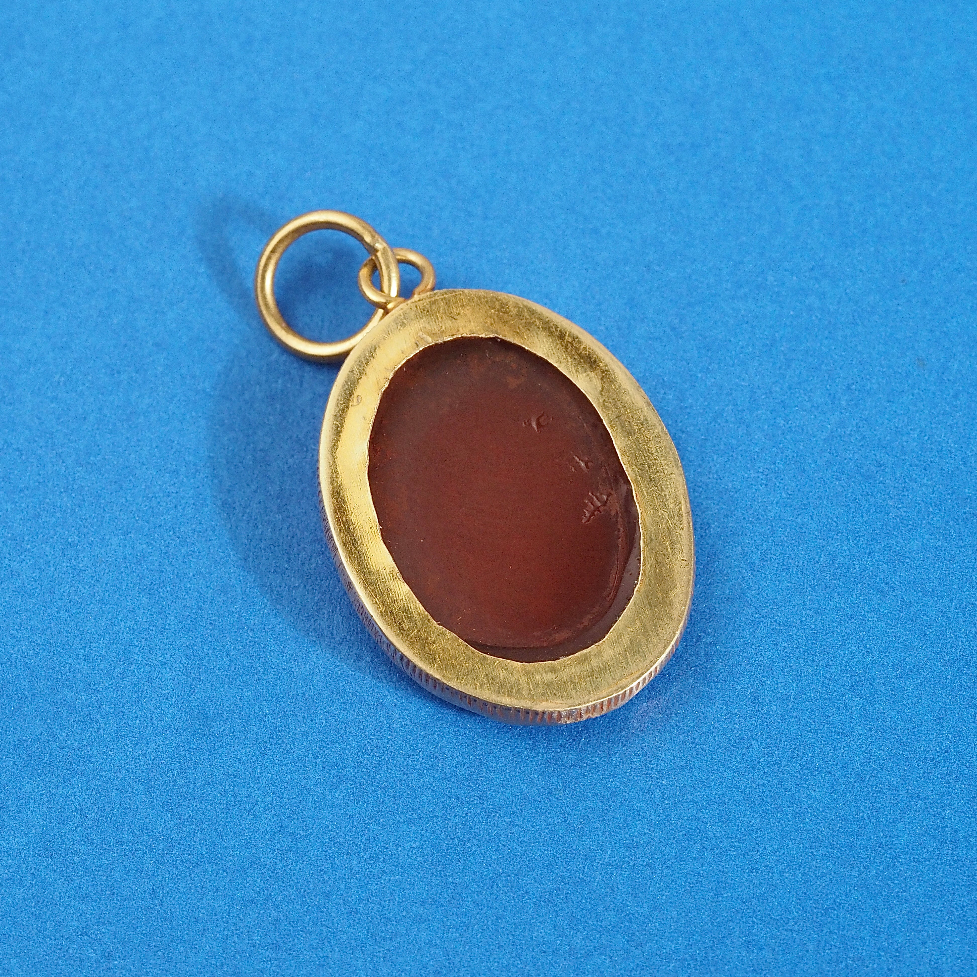 Antique Carnelian Figurative Intaglio 18k Gold Pendant