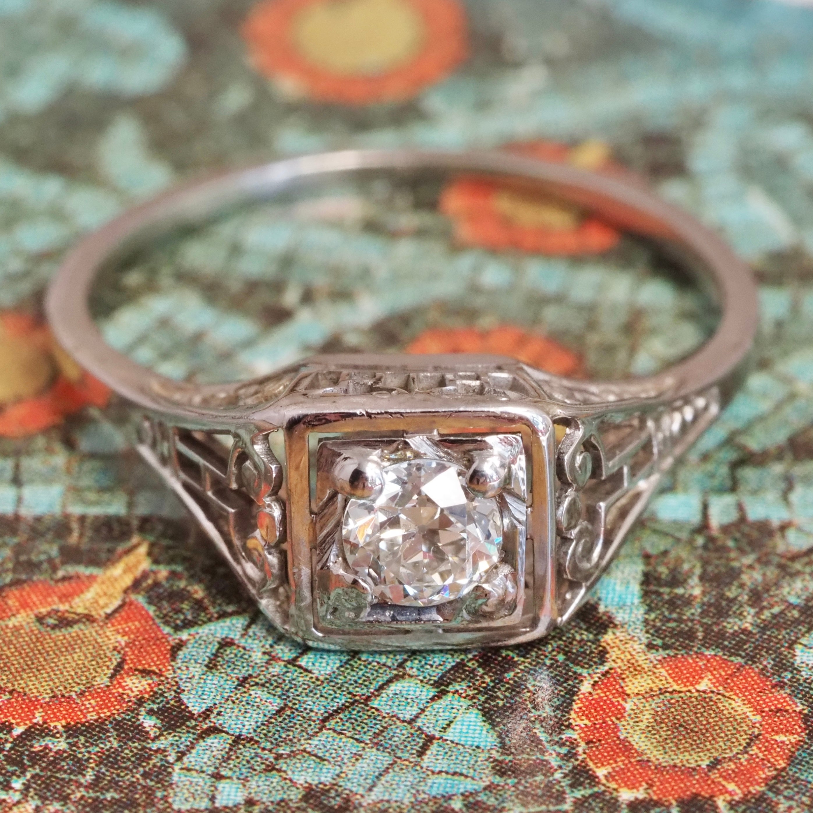 Art Deco 18k White Gold Old European Cut Diamond Ring