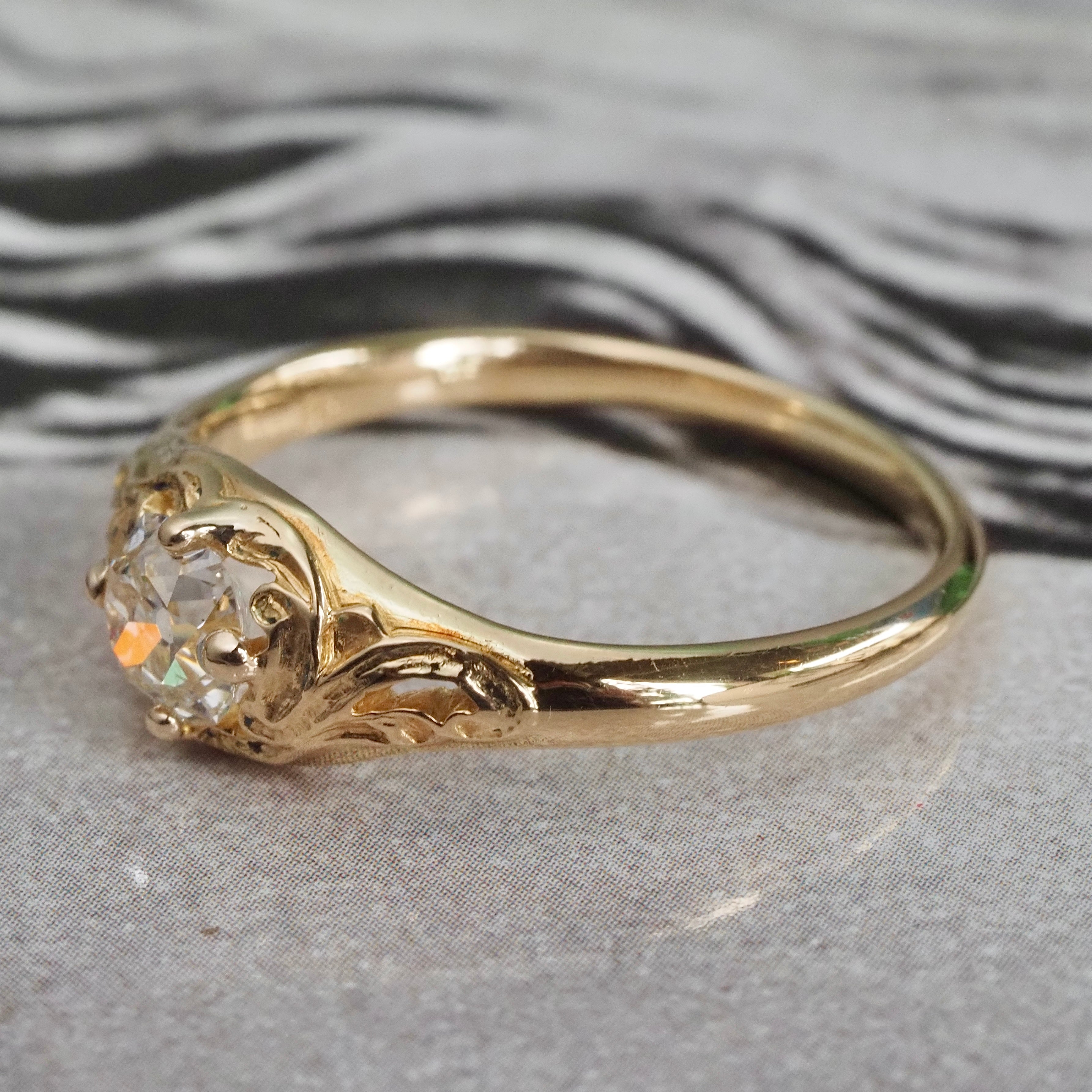 Vintage Victorian Style Old Mine Cut Diamond 18k Gold Engagement Ring