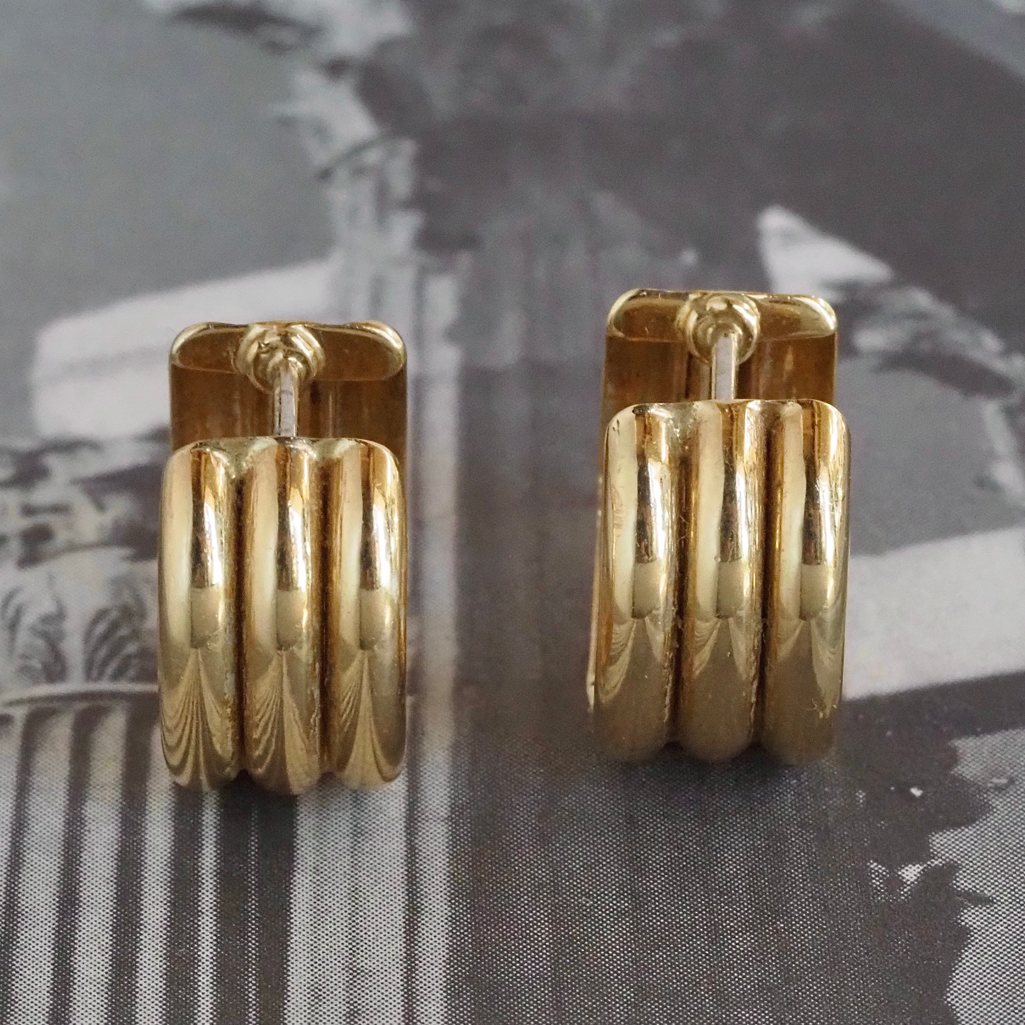 Vintage Triple Ridge Hinged Huggie 14k Gold Hoops