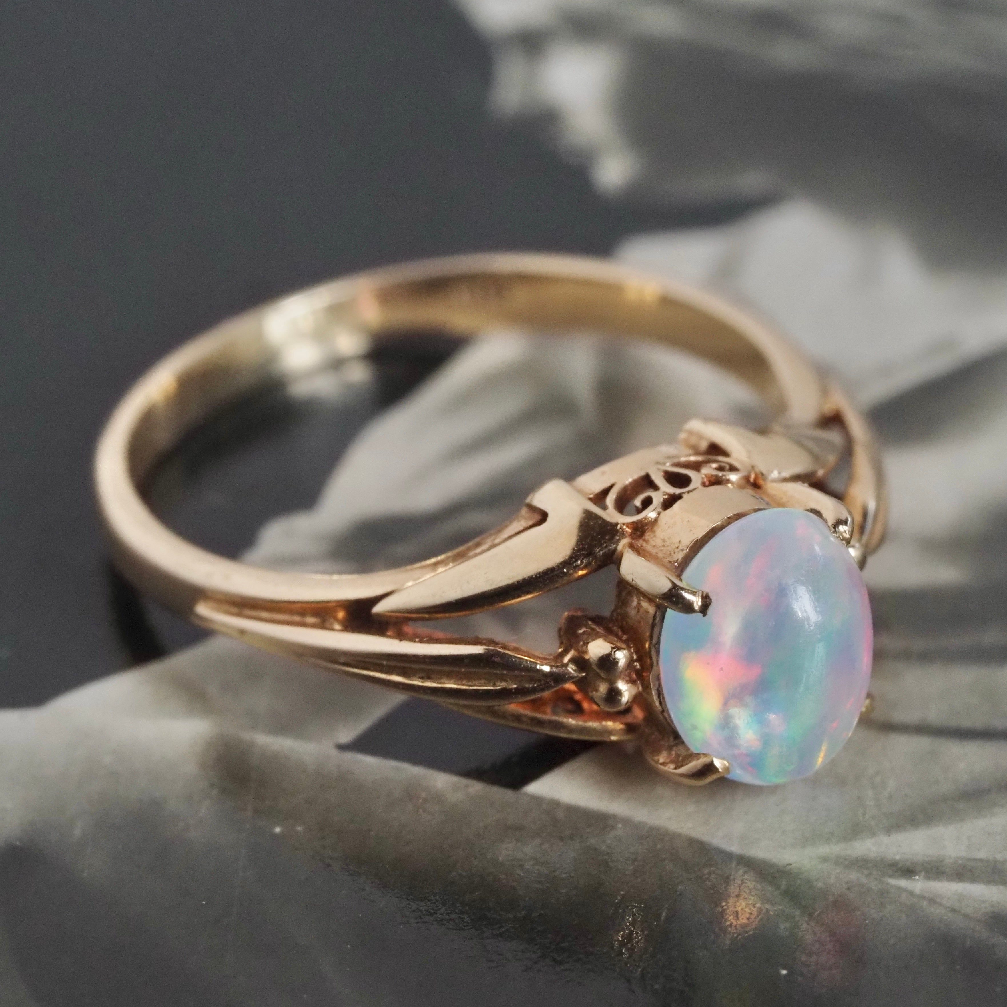 Vintage Victorian Style Opal 14k Gold Ring