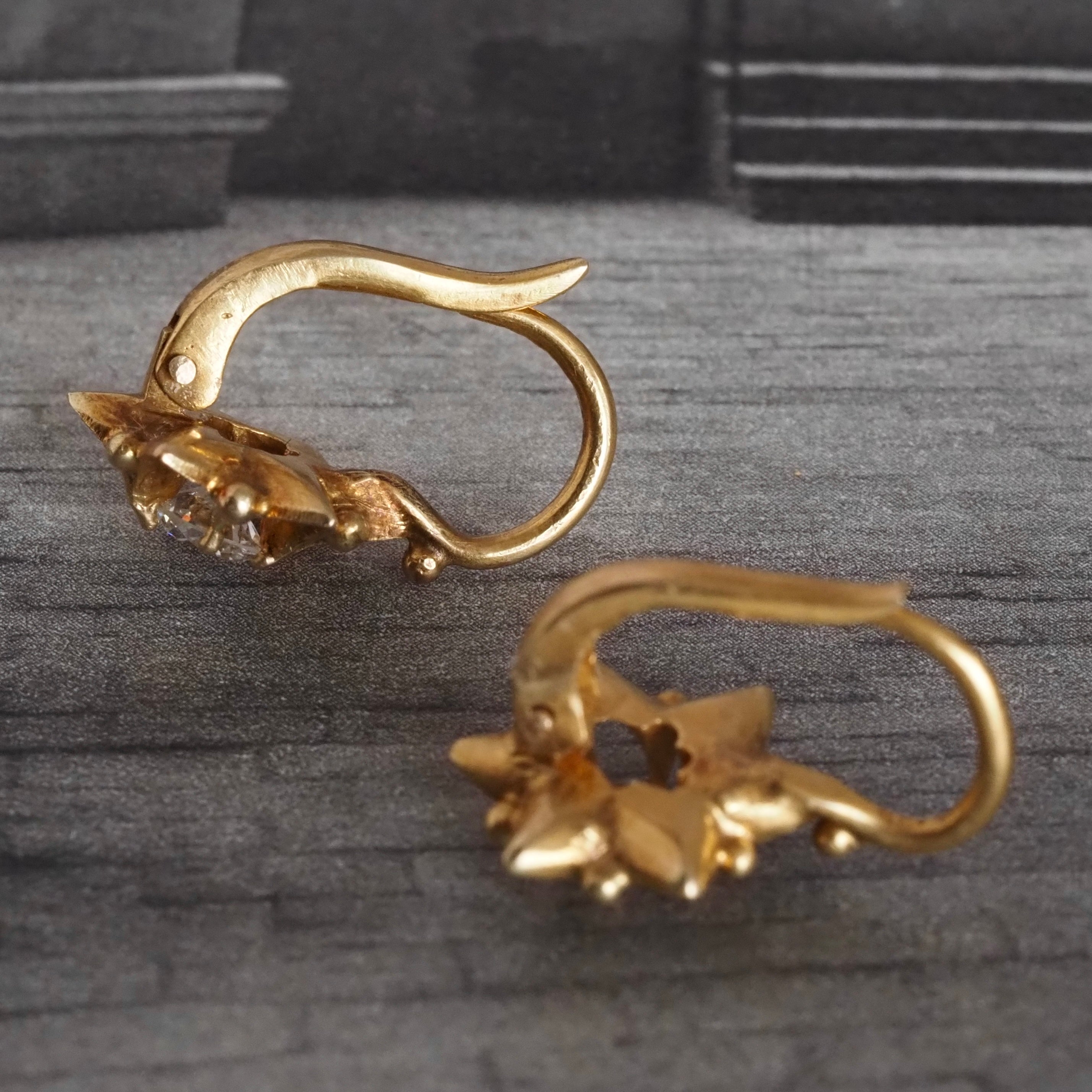 Antique Old European Cut Diamond Flower/Snowflake Hingeback 18k Gold Earrings