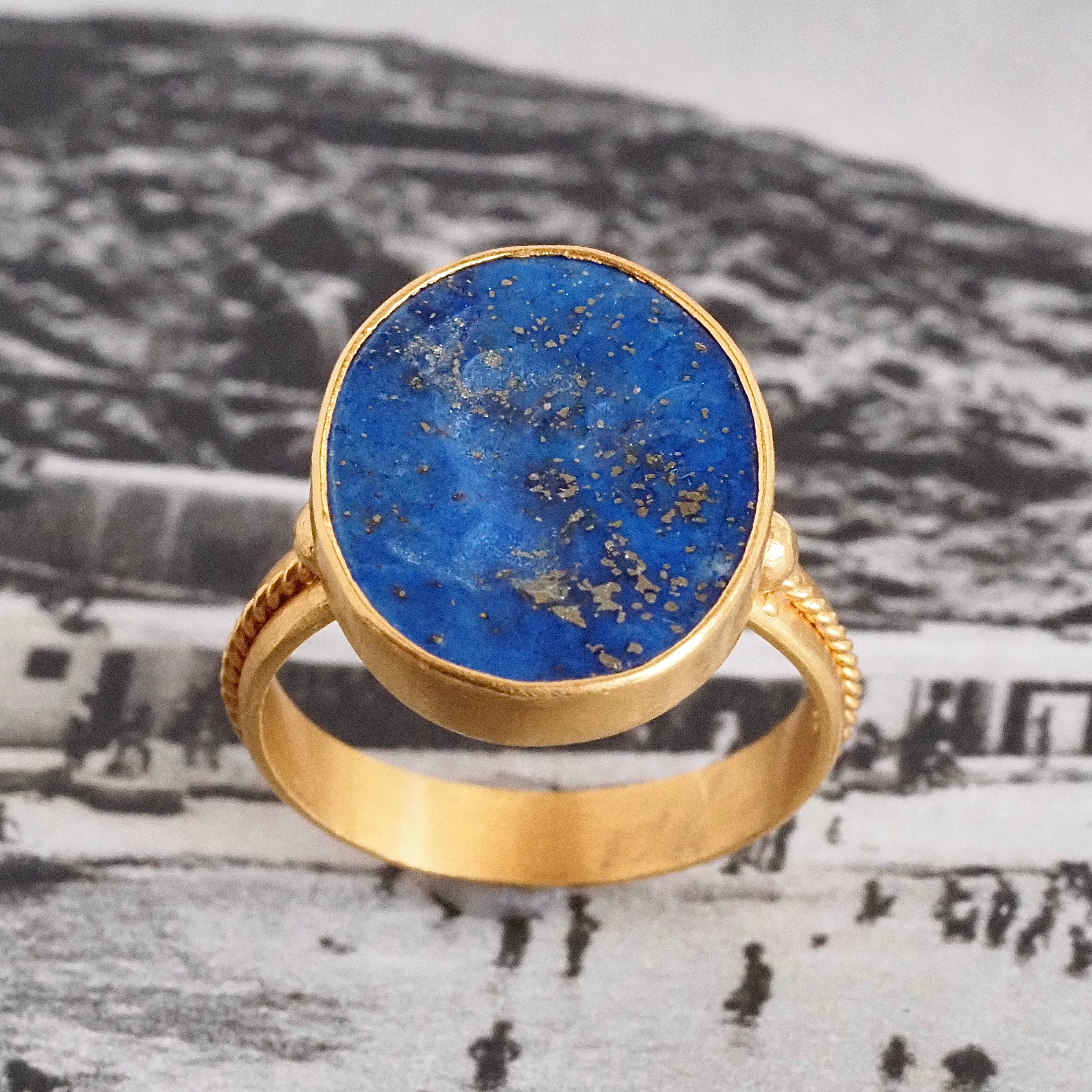 Vintage 22k Gold Lapis Goat Intaglio Ring