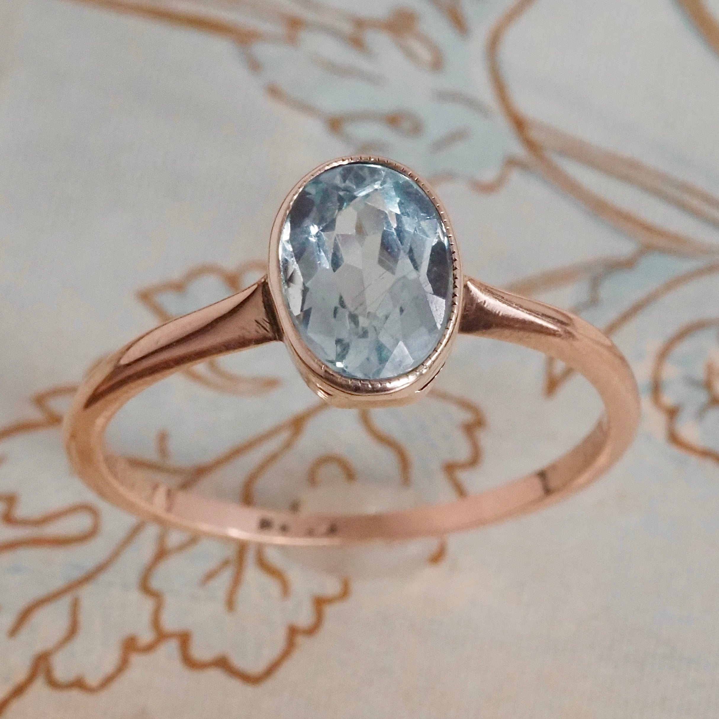 Antique Aquamarine 9k Gold Ring