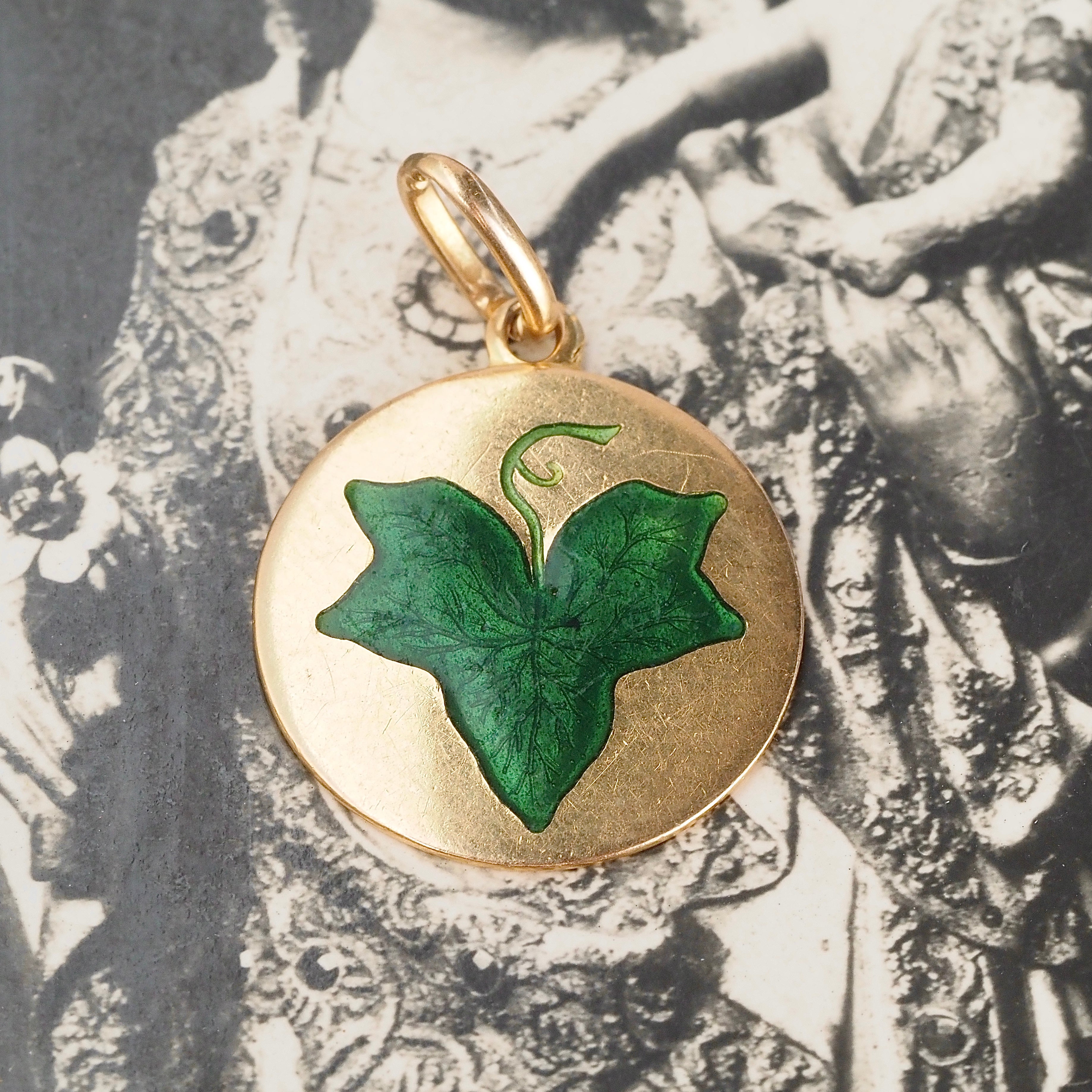 Antique Enamel Ivy 18k Gold Pendant