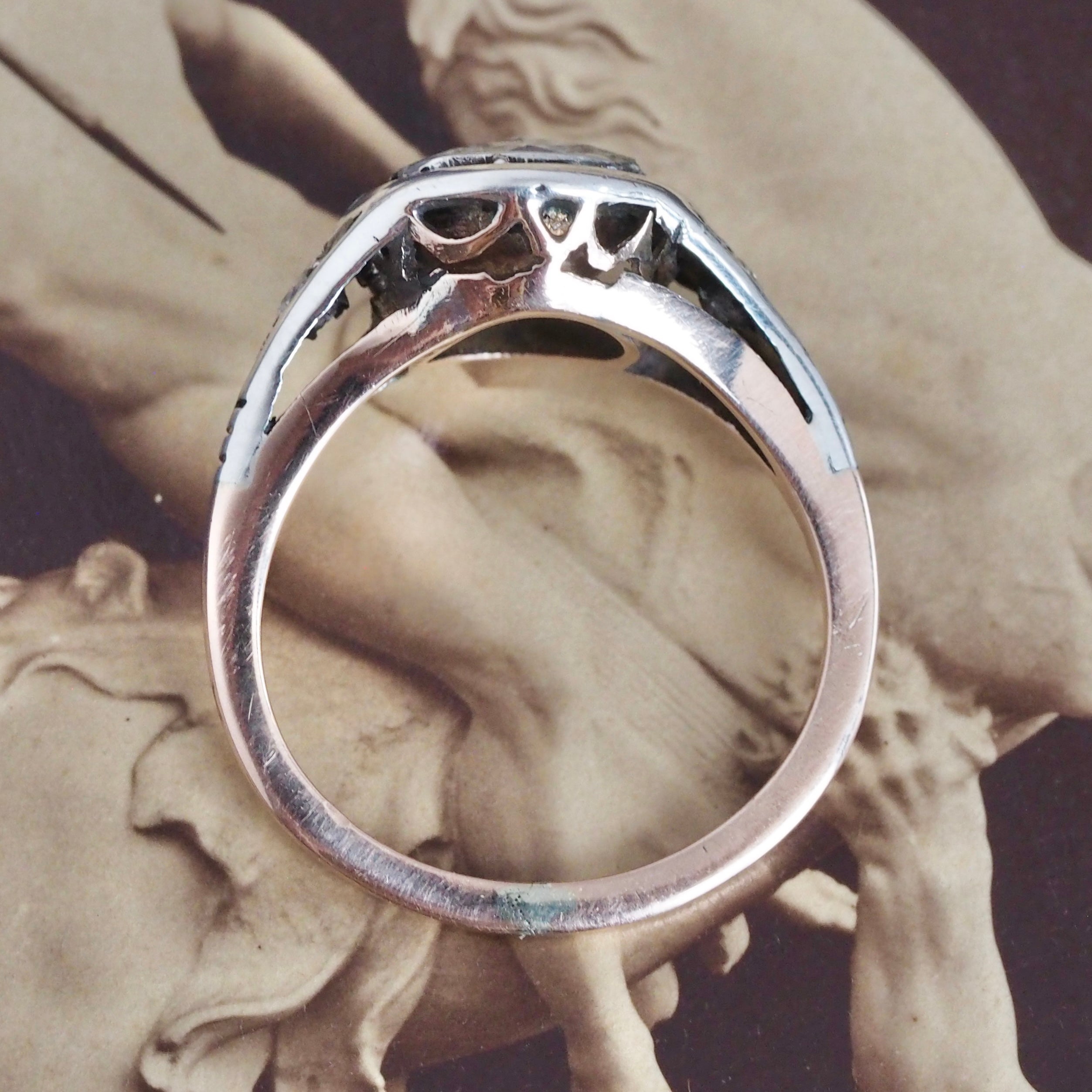 Antique Georgian Gold and Rose Cut Diamond Ring
