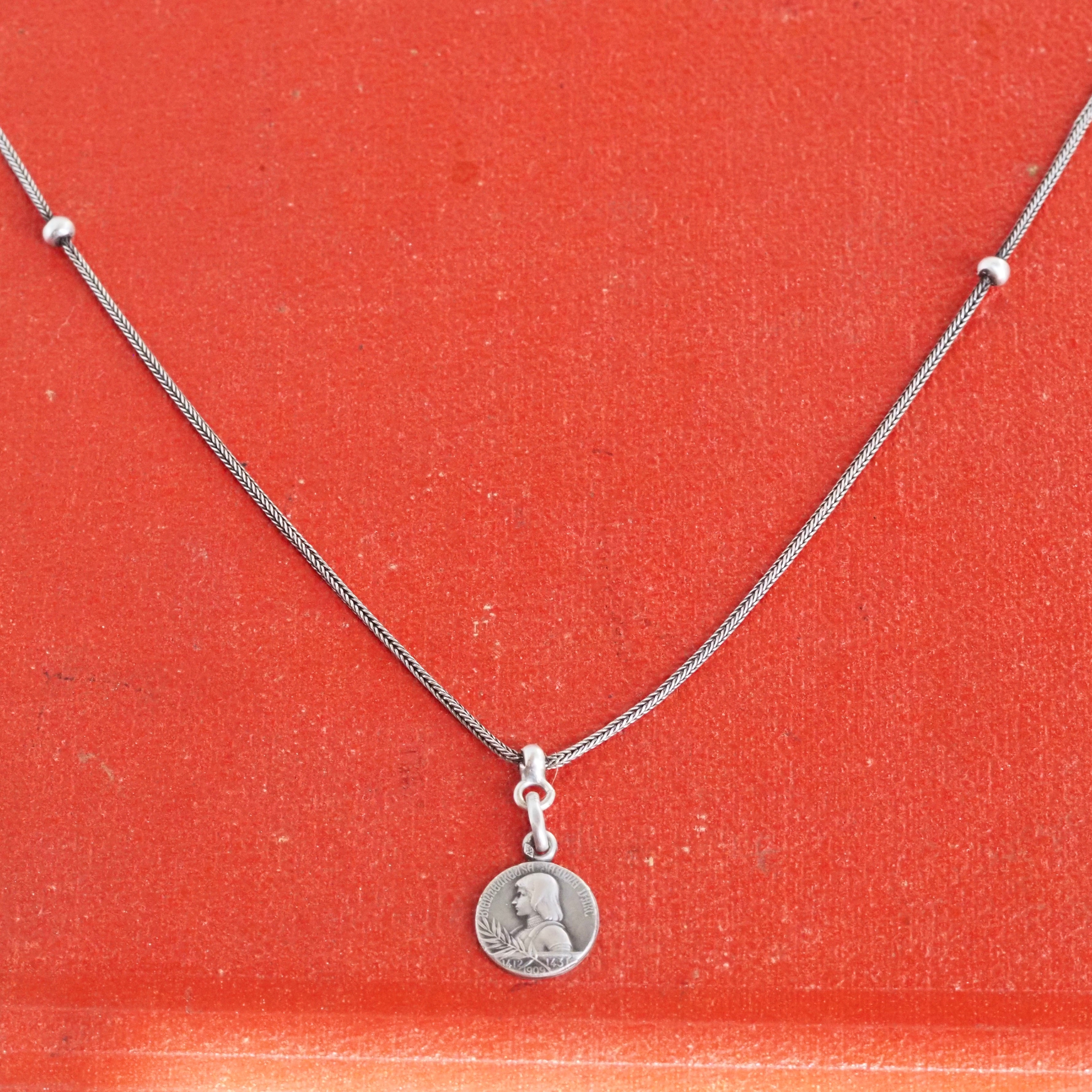 Antique c. 1909 French Joan Of Arc Silver Foxtail Station Necklace