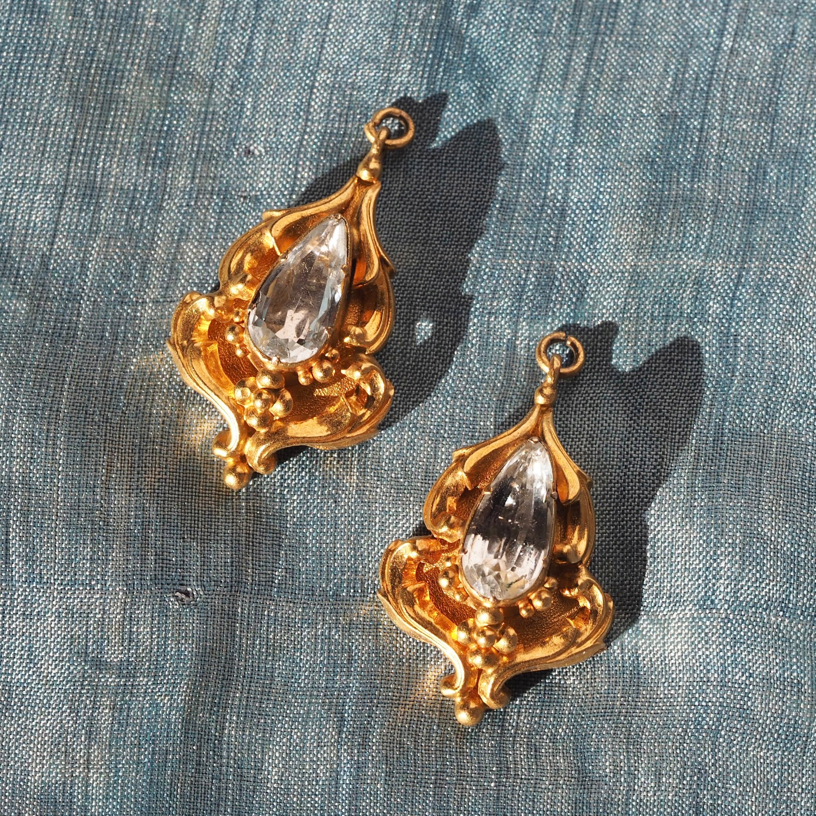 Antique Georgian Regency Style Aquamarine and Topaz Demi-Parure Suite of Gold Earrings and Pendant/Brooch