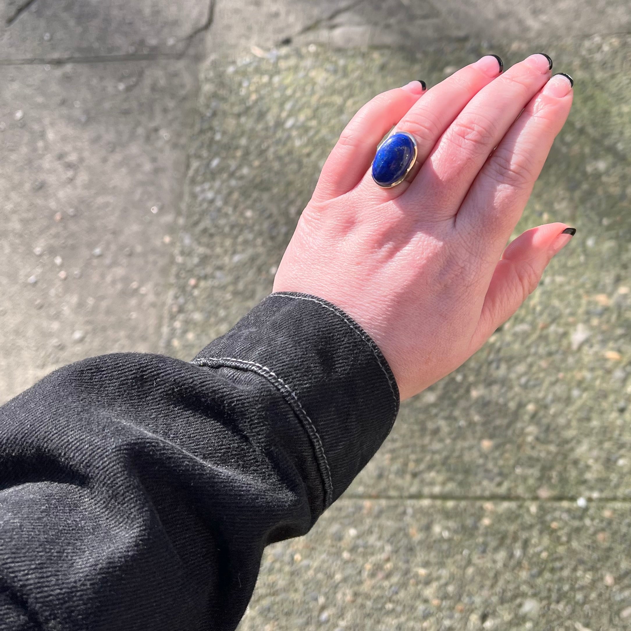 Vintage Chunky Lapis Sterling Silver Ring with Scalloped Bezel