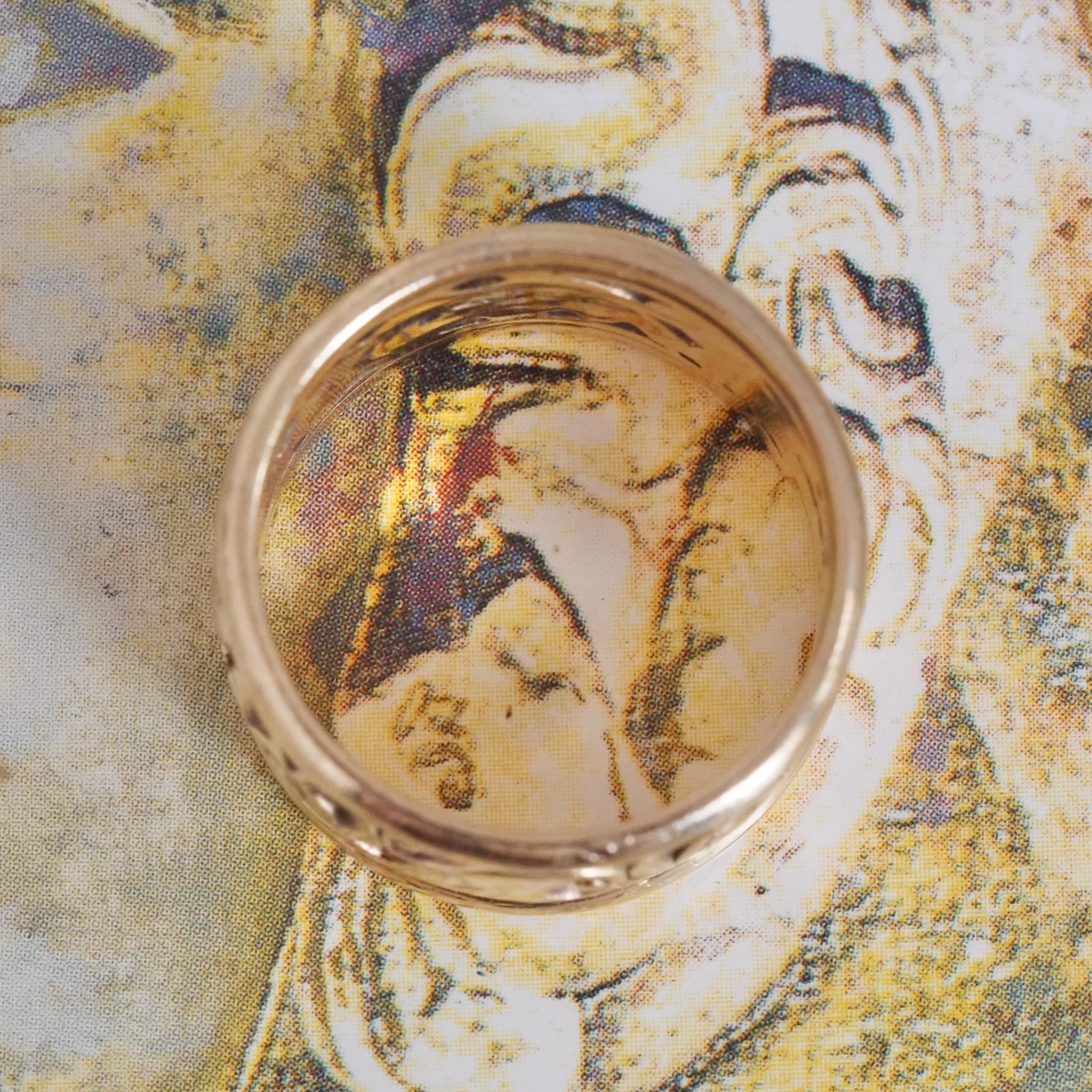 Antique Floral Wide 9k Gold Band