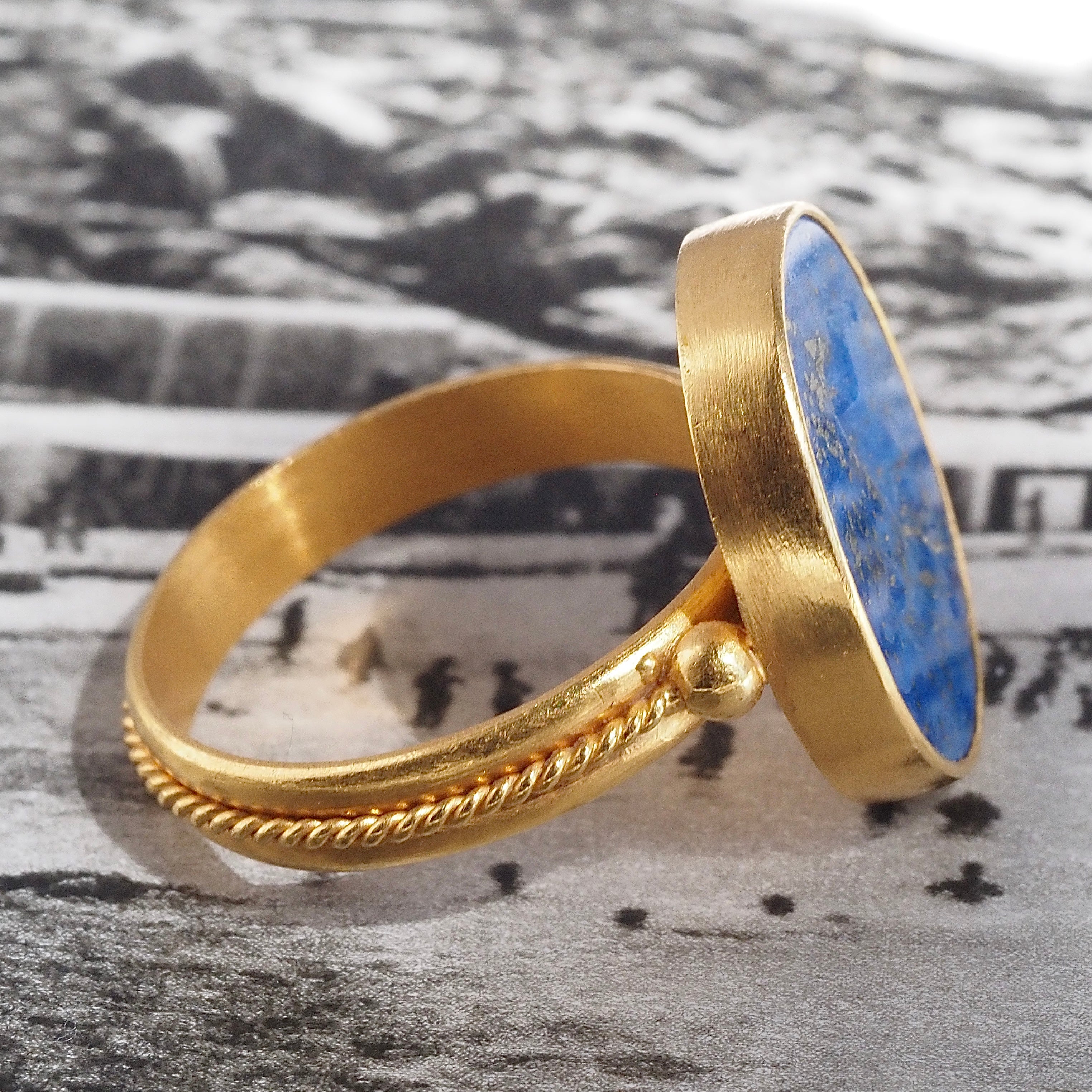 Vintage 22k Gold Lapis Goat Intaglio Ring