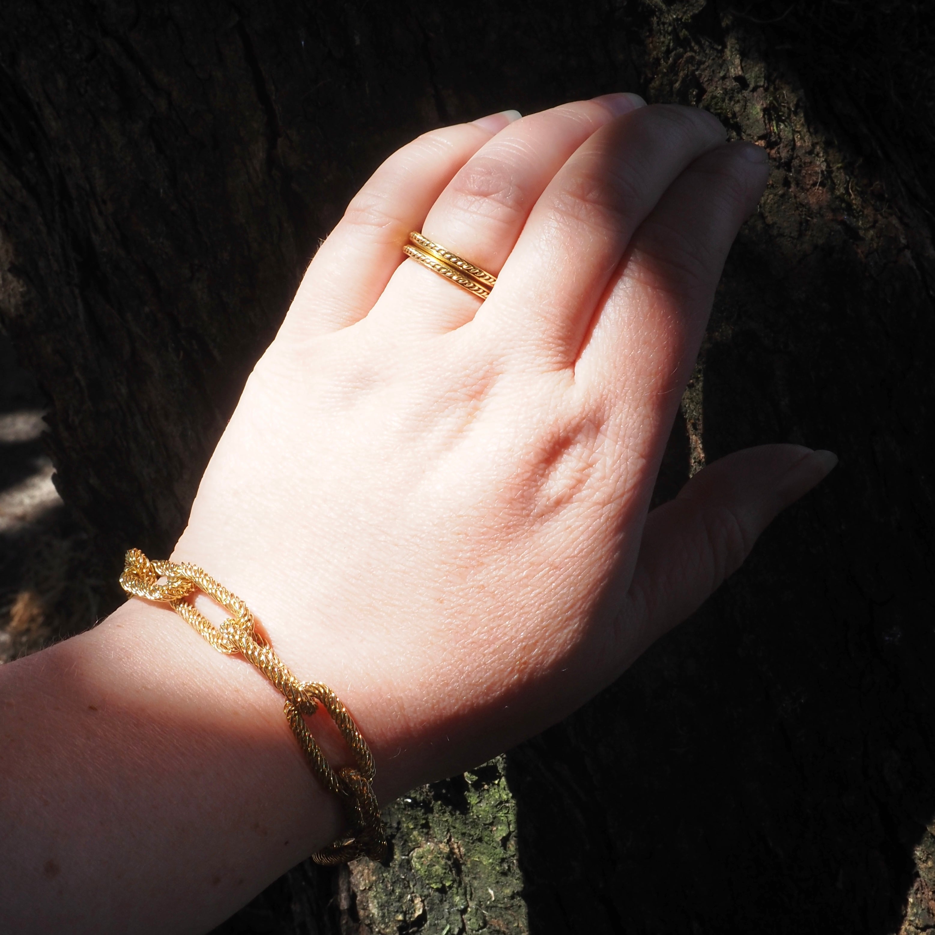 Vintage Guard Rope 18k Gold Ring Set
