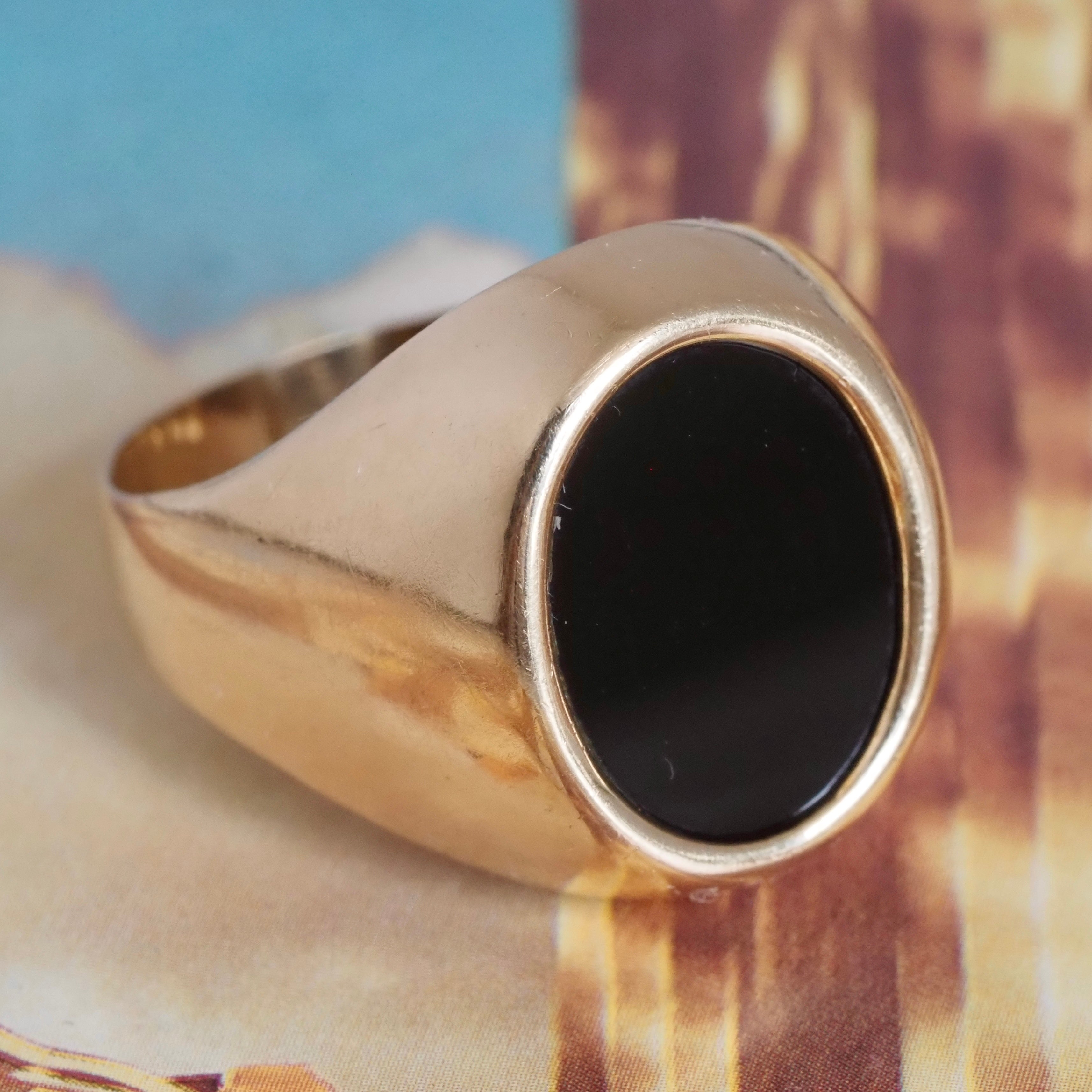 Vintage Onyx 14k Gold Signet Ring