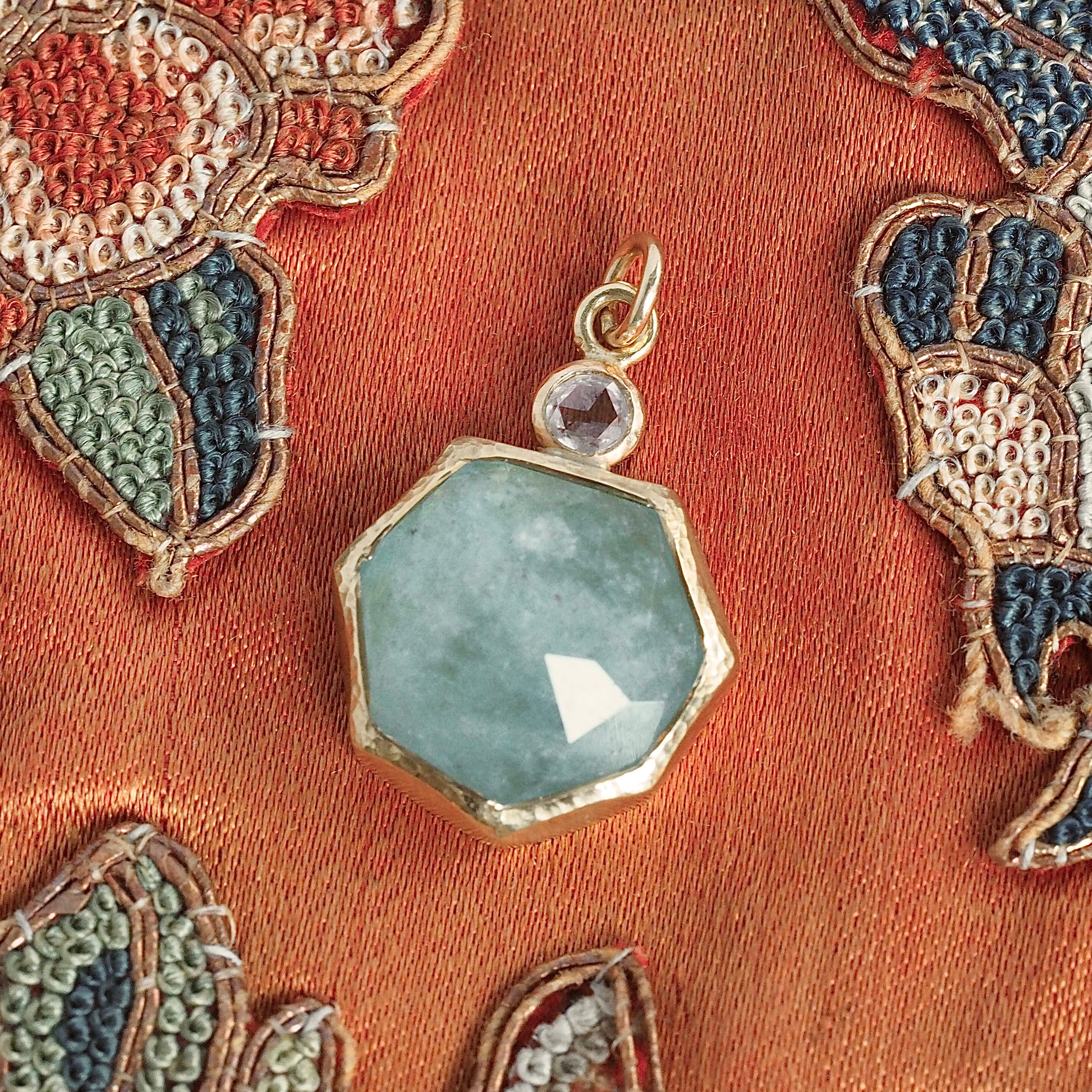 18k Gold Aquamarine and Rose Cut Diamond Pendant