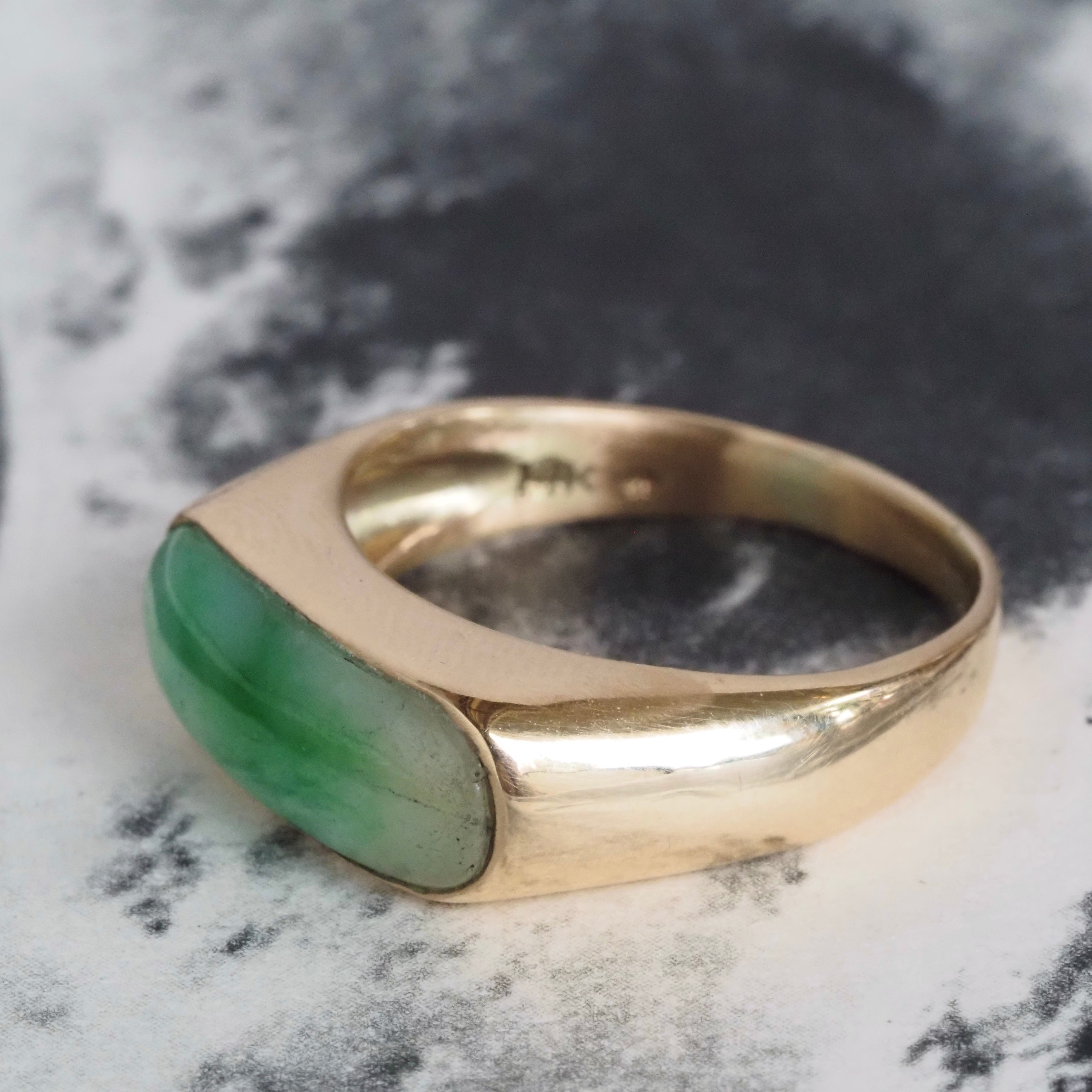 Vintage Moss In Snow Jade Saddle 14k Gold Ring