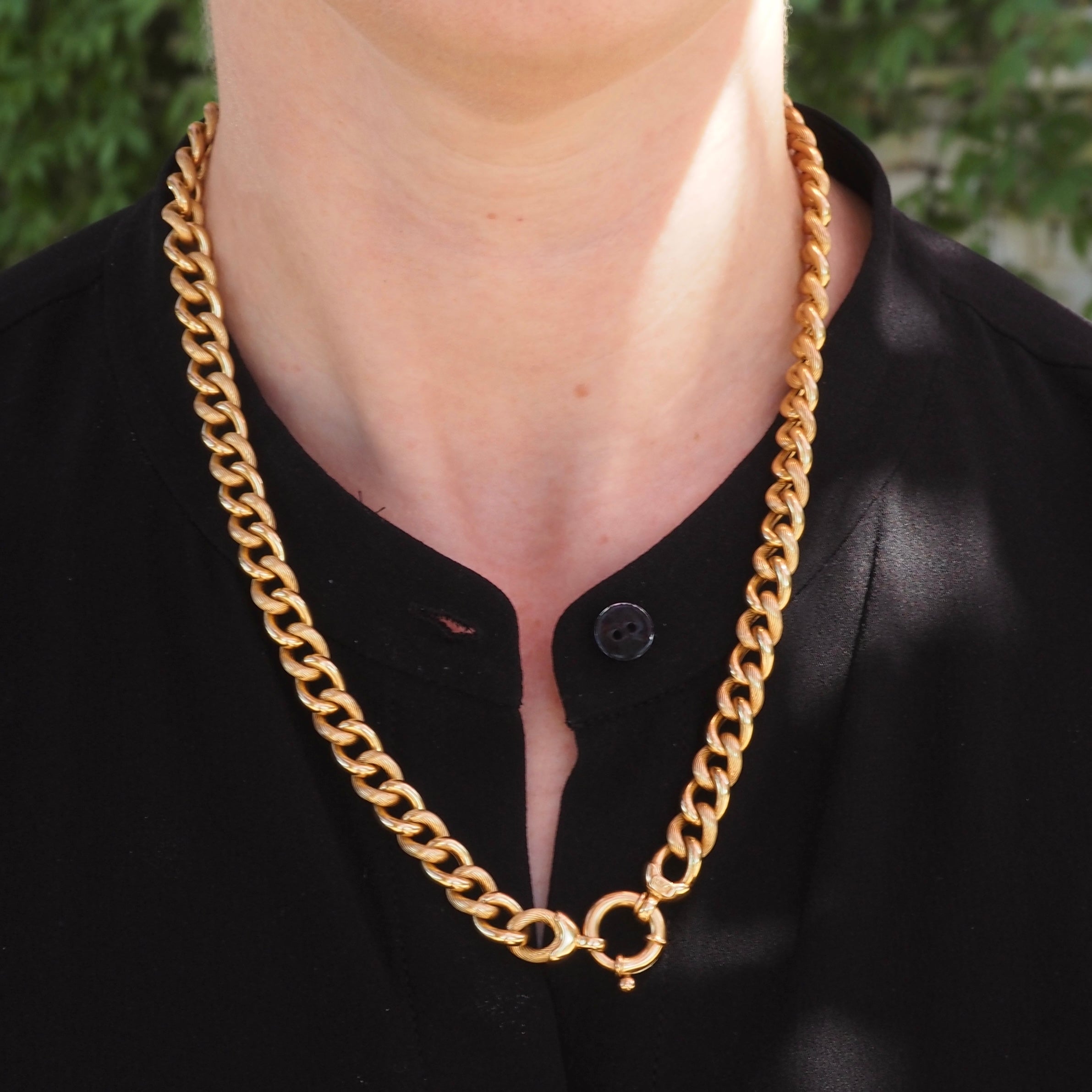 Vintage Italian 18k Gold Textured Curb Link Chain Necklace