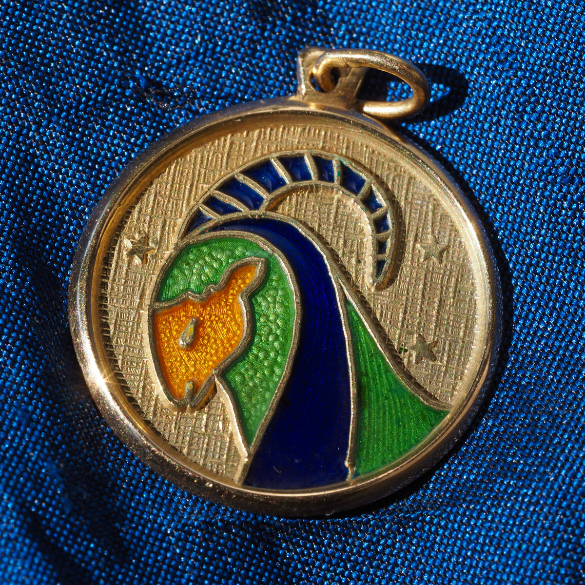 Vintage Greek Aries Enamel 18k Gold Pendant