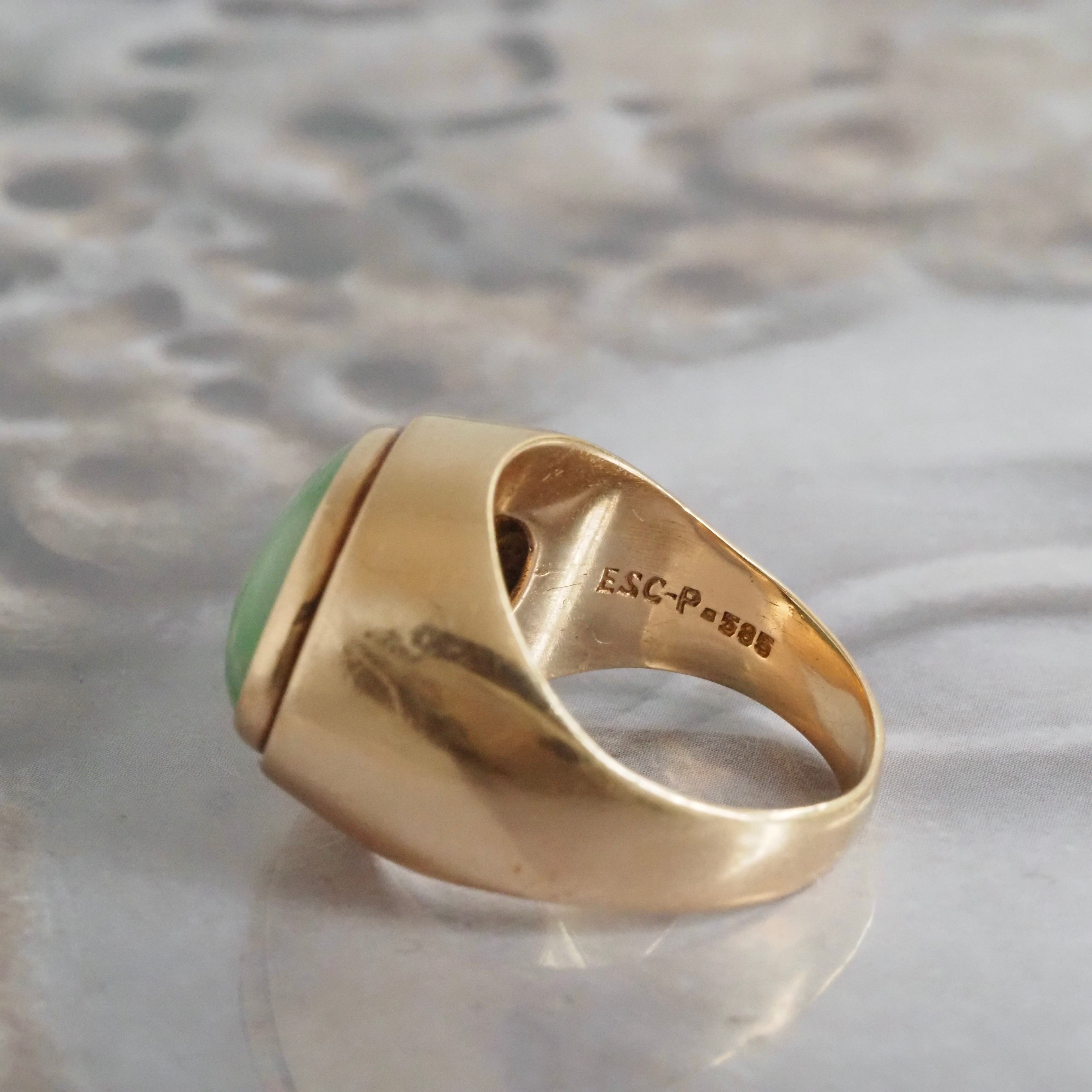 Vintage Mid Century 14k Gold Jadeite Bezel Set Ring
