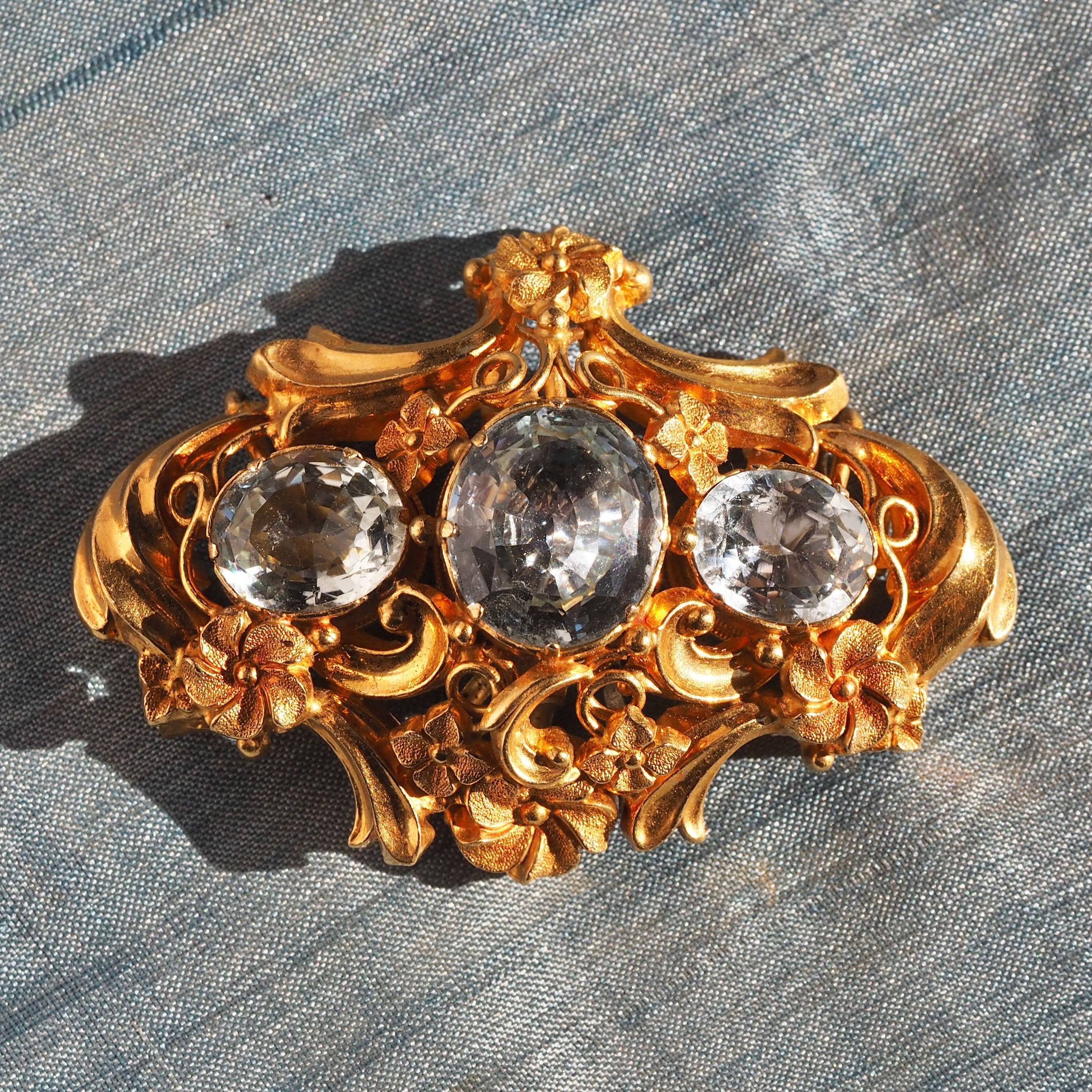 Antique Georgian Regency Style Aquamarine and Topaz Demi-Parure Suite of Gold Earrings and Pendant/Brooch