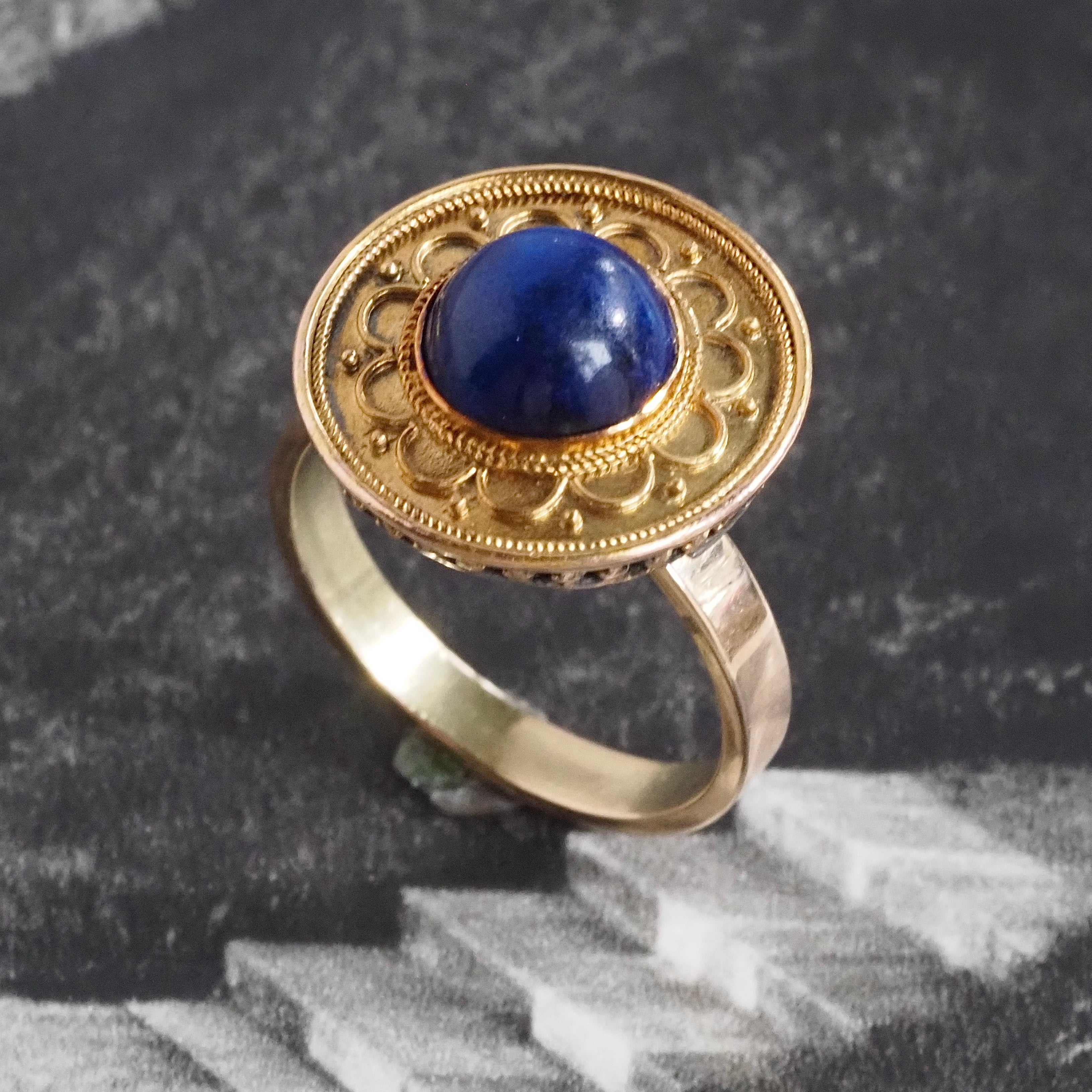 Antique Victorian Etruscan Revival Lapis 14k Gold Disc Ring