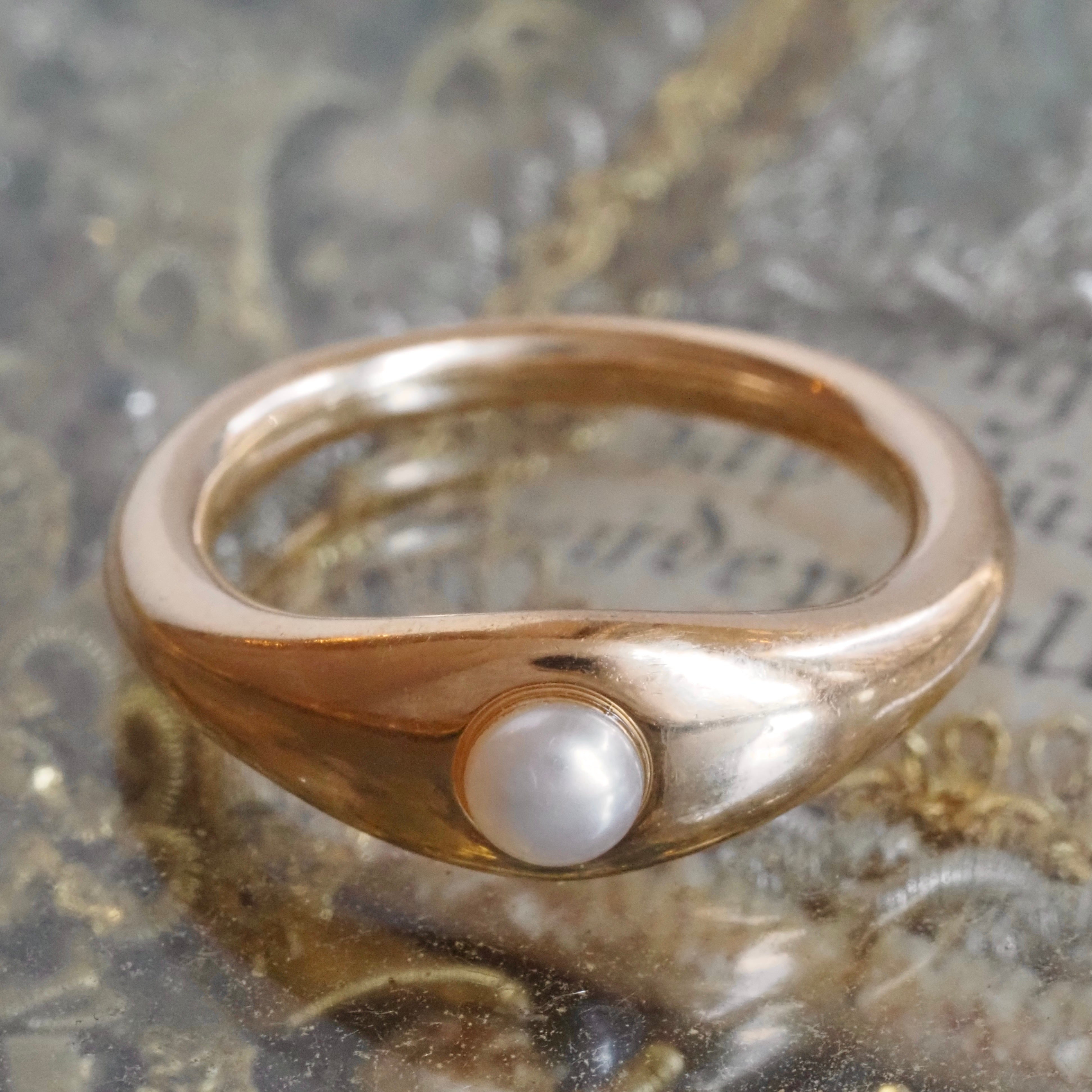 Vintage Flush Set Pearl 14k Gold Ring