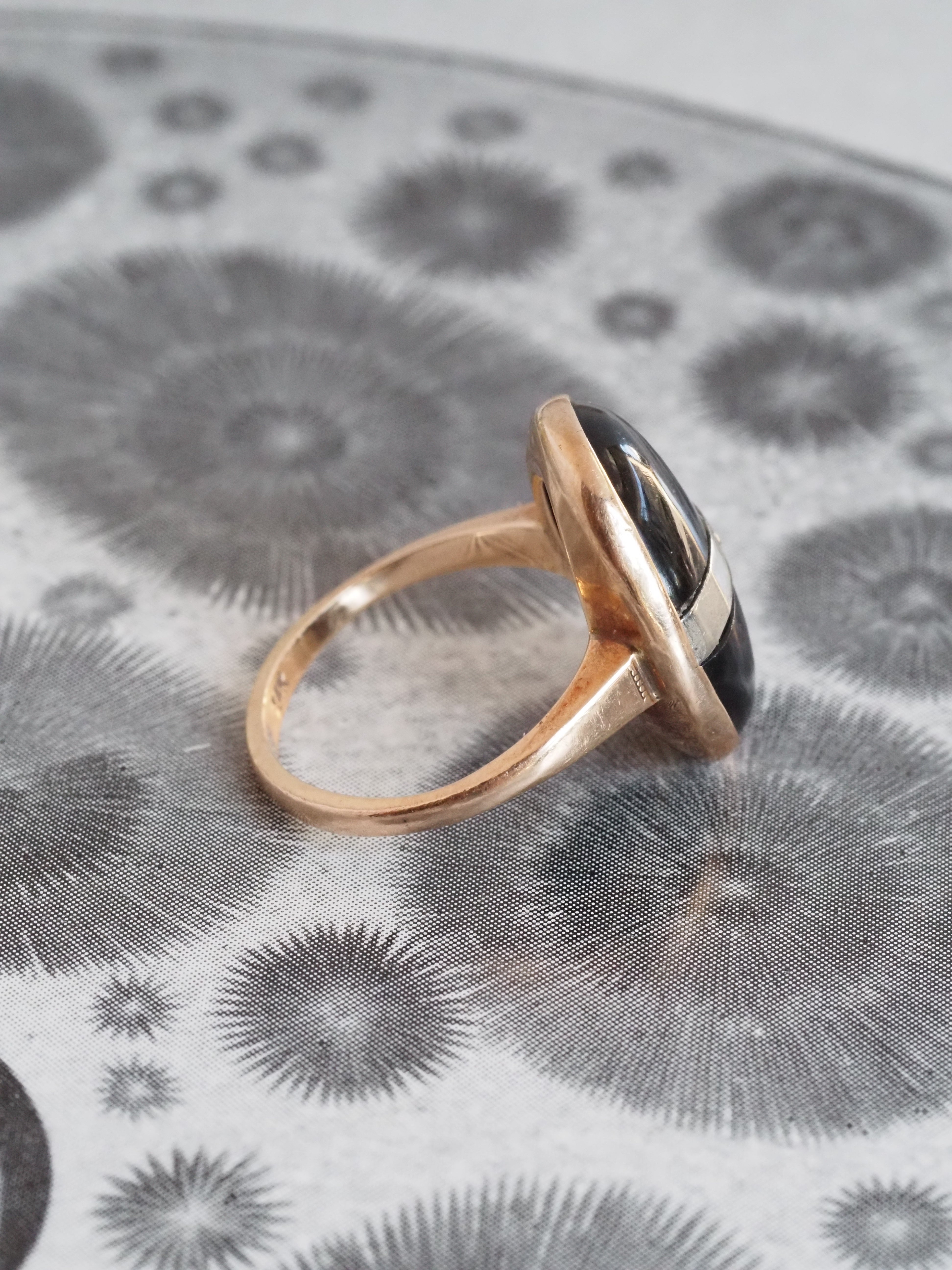 Vintage Late Deco 14k Gold Onyx Diamond Ring
