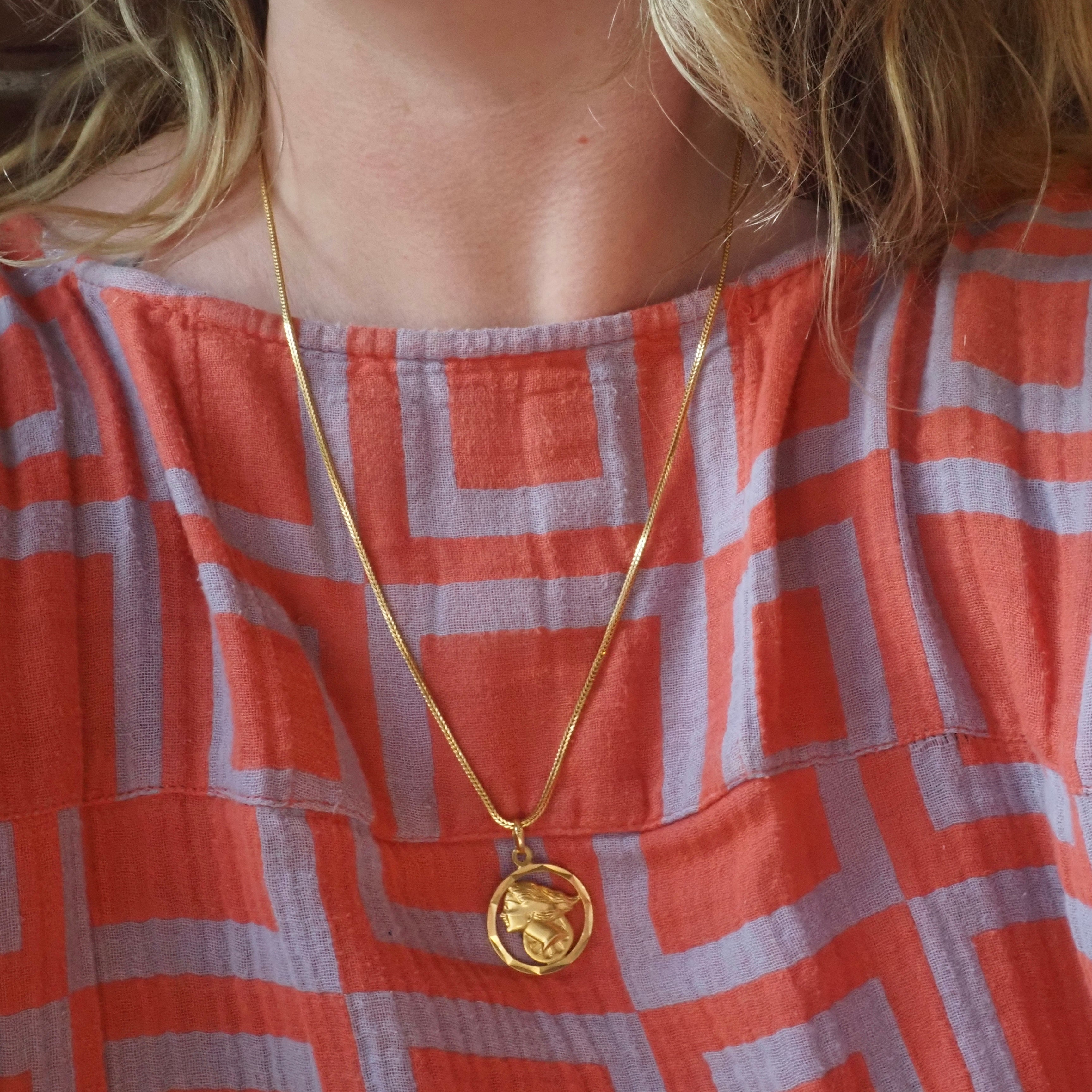 Vintage Italian Fortuna “Goddess of Fortune” 18k Gold Pendant