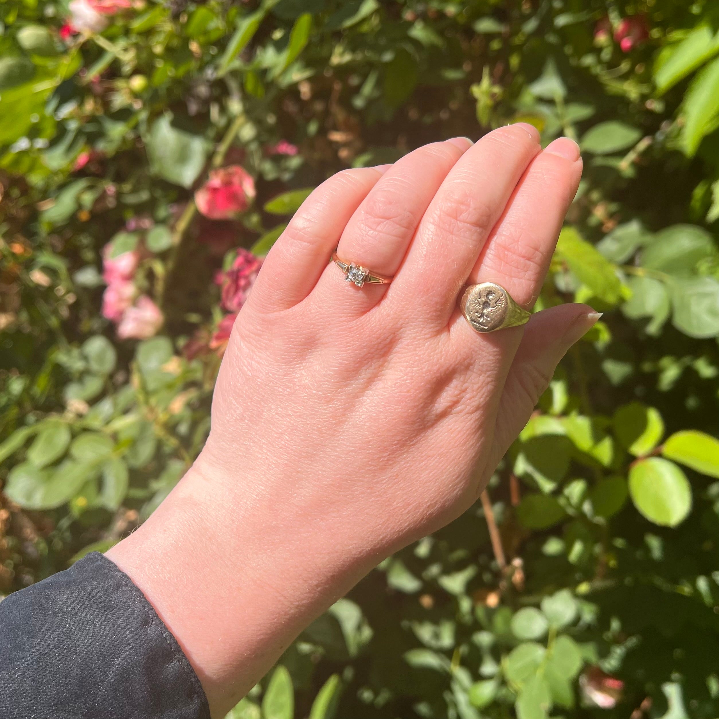 Vintage English c. 1965 Phoenix 9k Gold Signet Ring