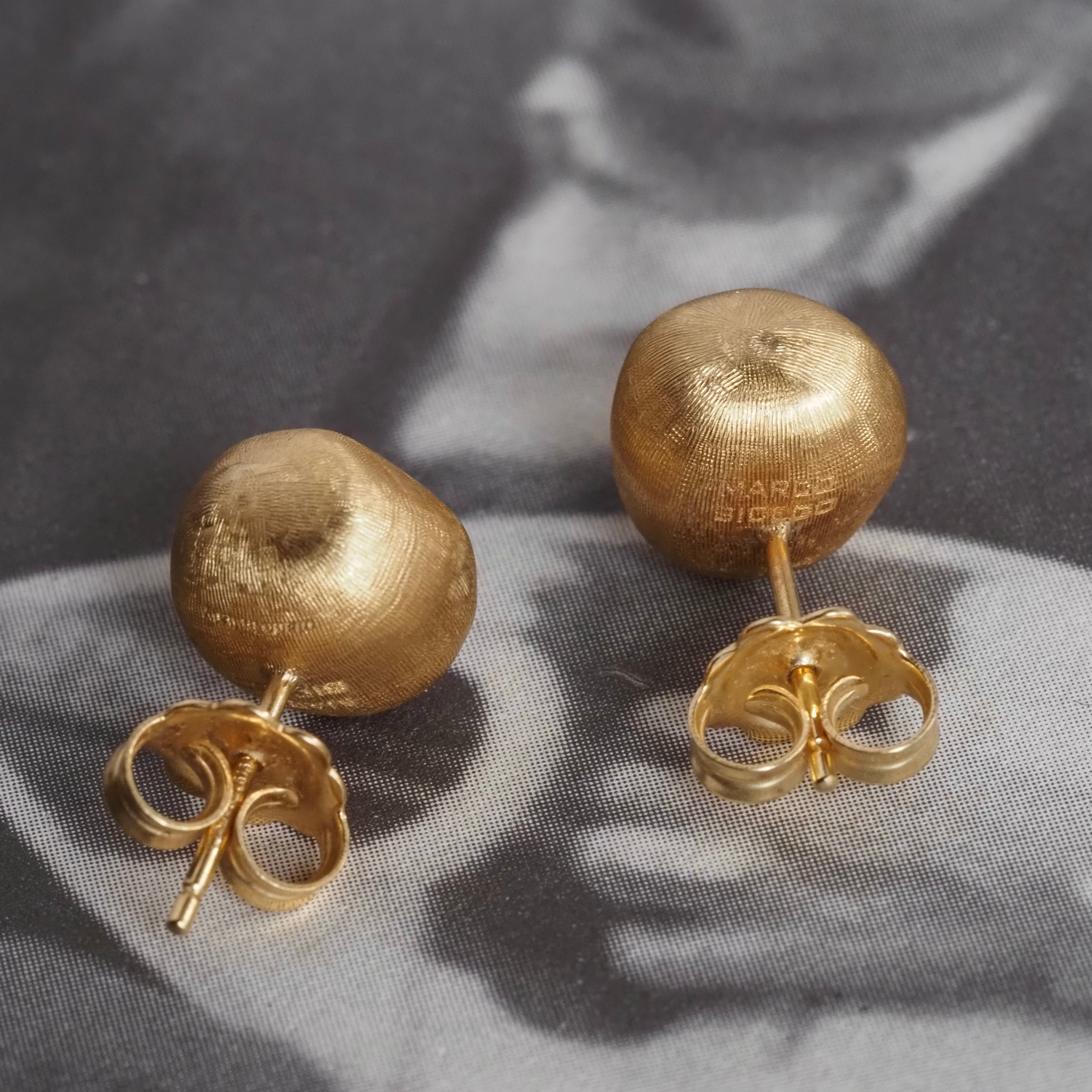 Vintage Organic Brushed Ball 18k Gold Stud Earrings