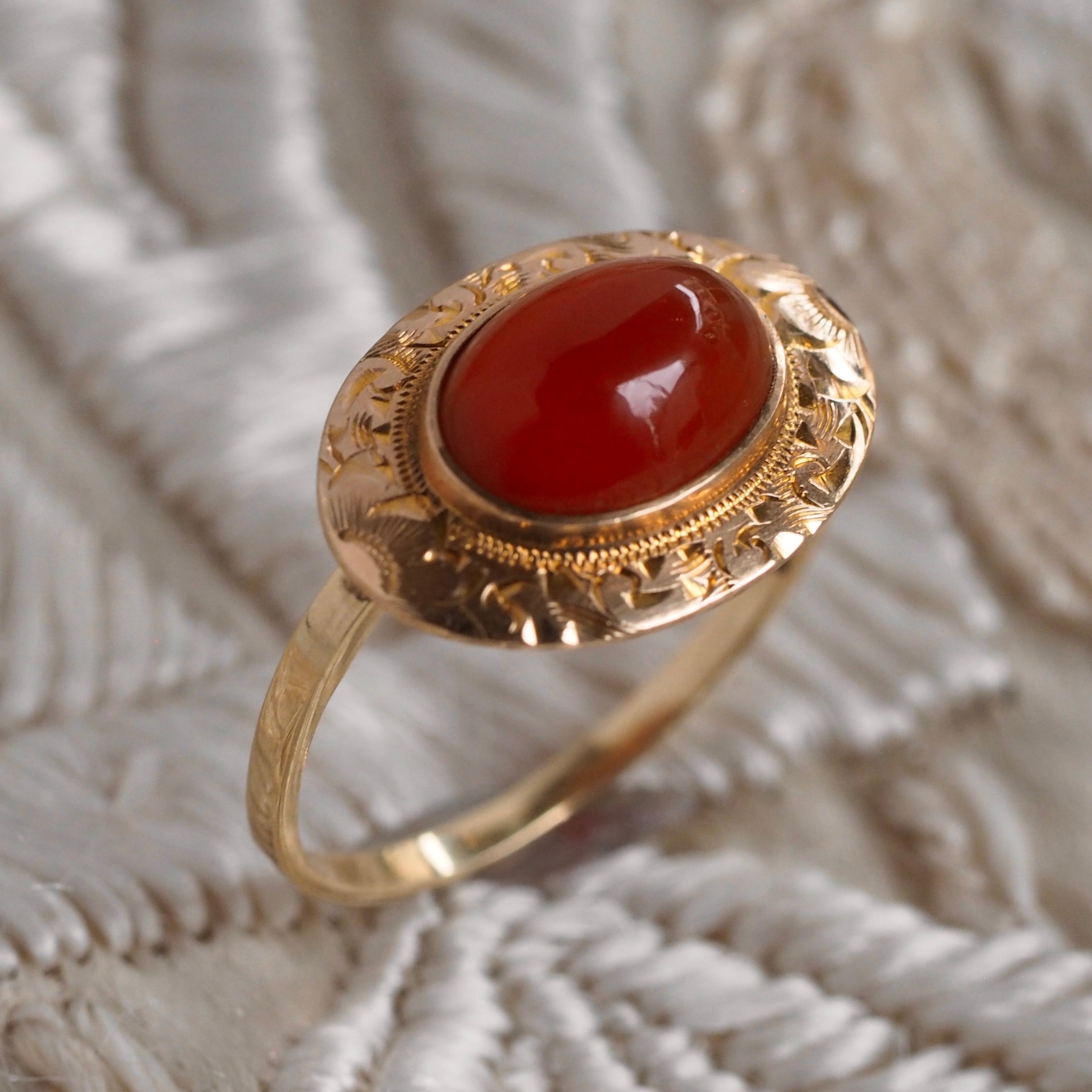 Antique Victorian 14k Gold Carnelian East West Ring