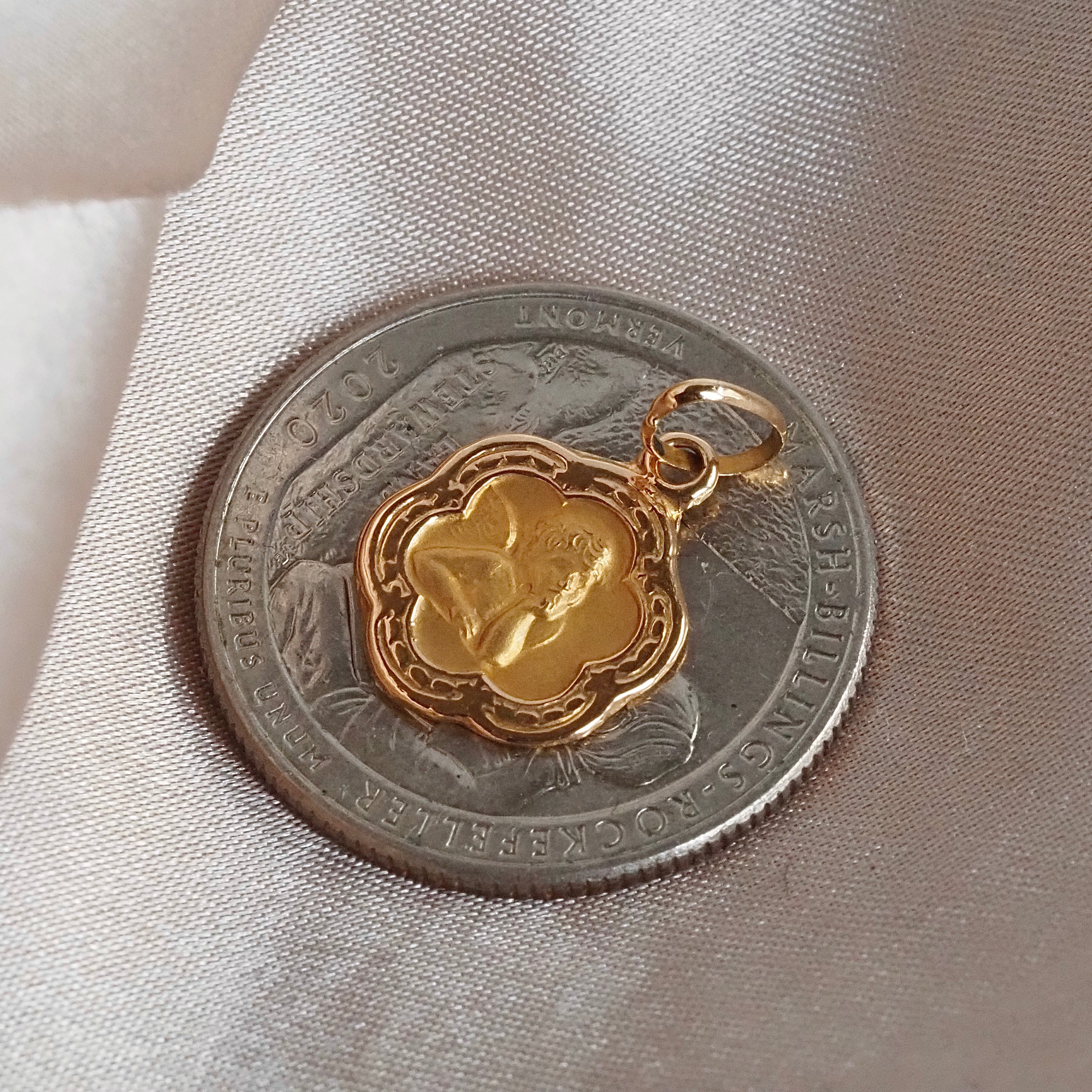 Vintage Italian 18k Gold Cherub Charm