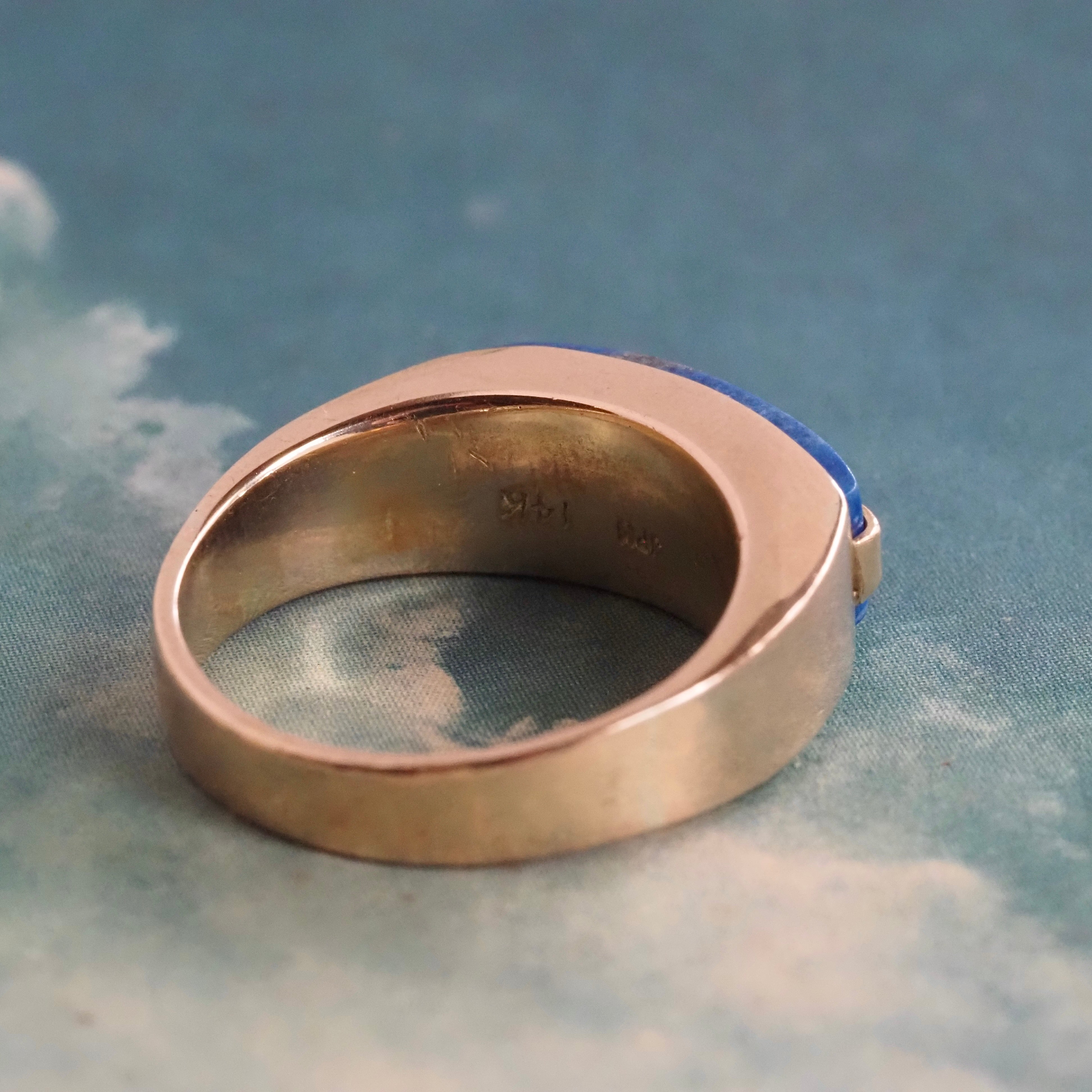 Vintage Lapis Saddle 14k Gold Ring