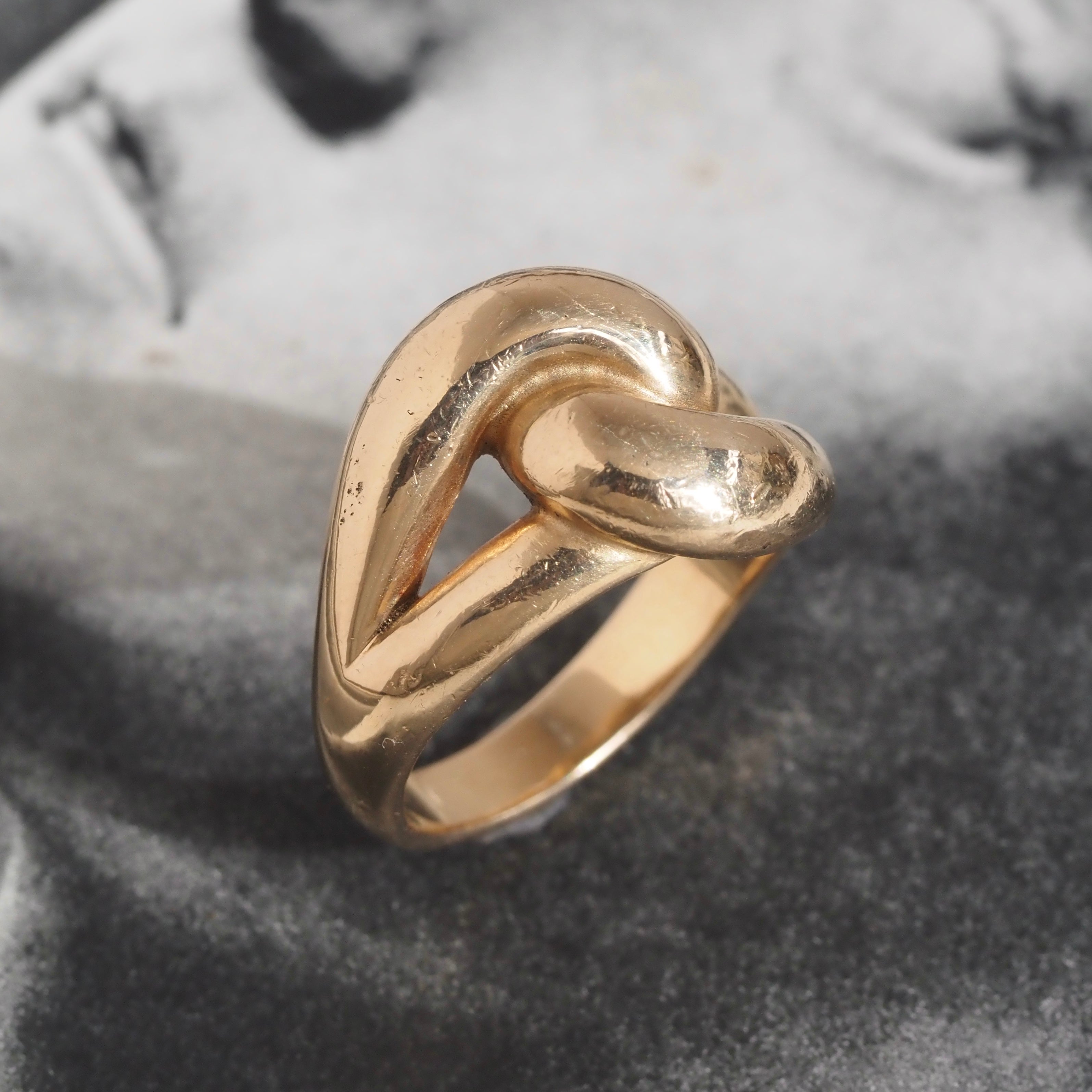Vintage James Avery 14k Gold Large Knot Ring