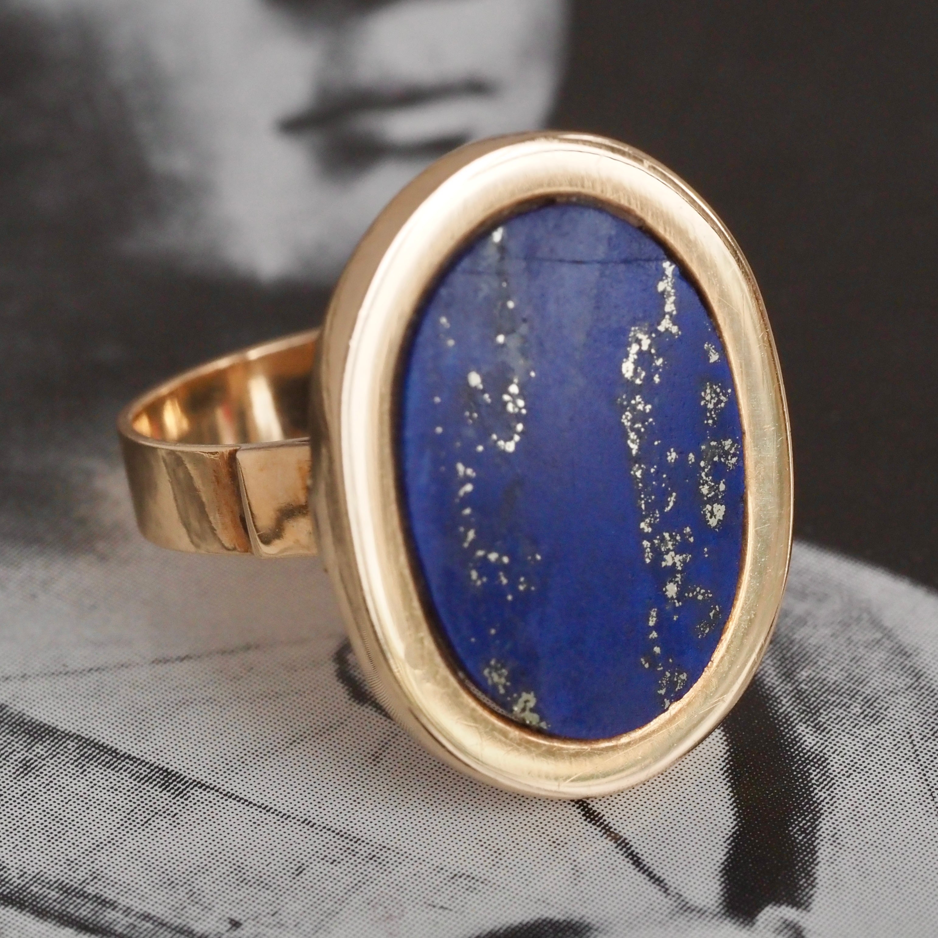 Vintage Modernist Lapis Inlay 14k Gold Ring