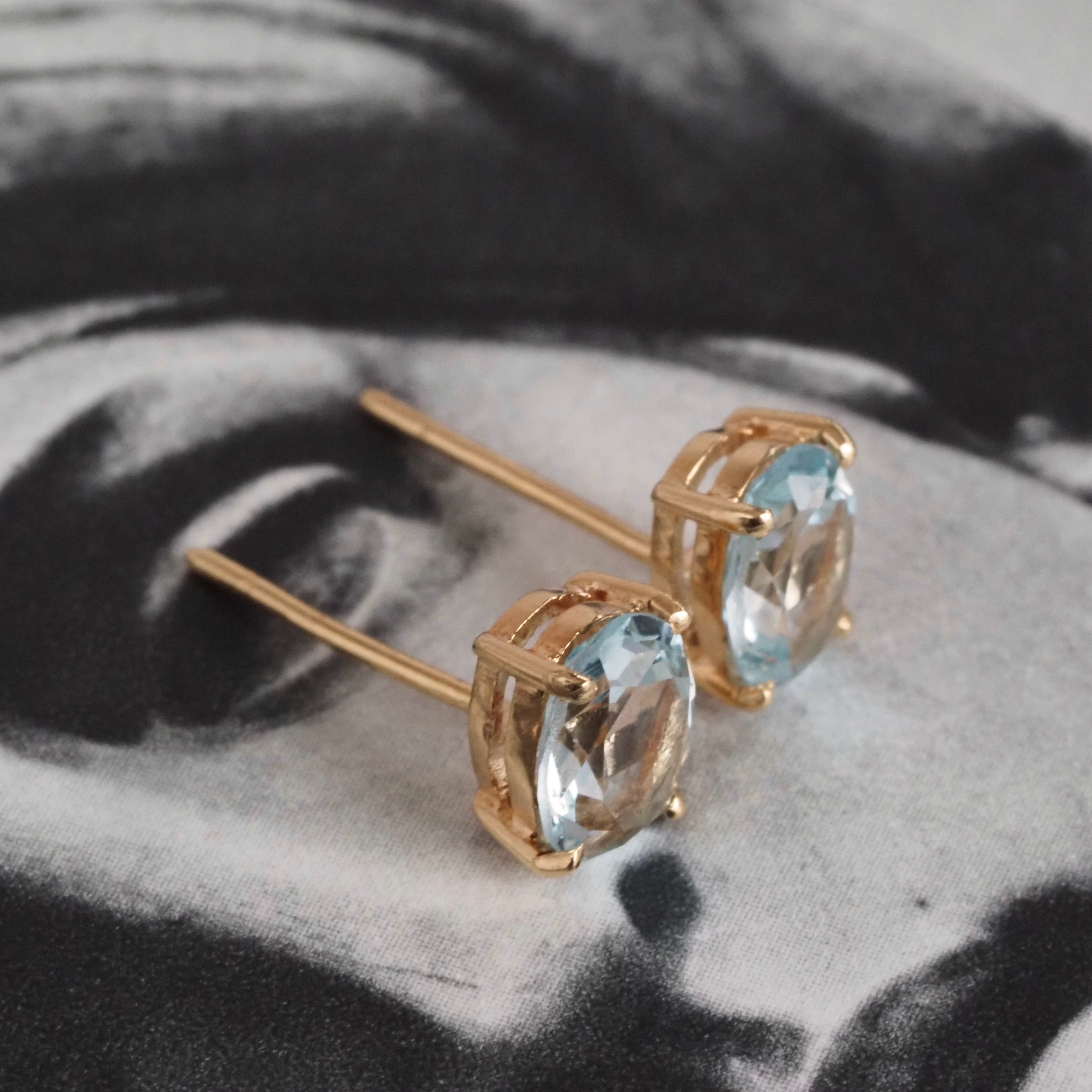 Vintage Aquamarine 14k Gold Stud Earrings