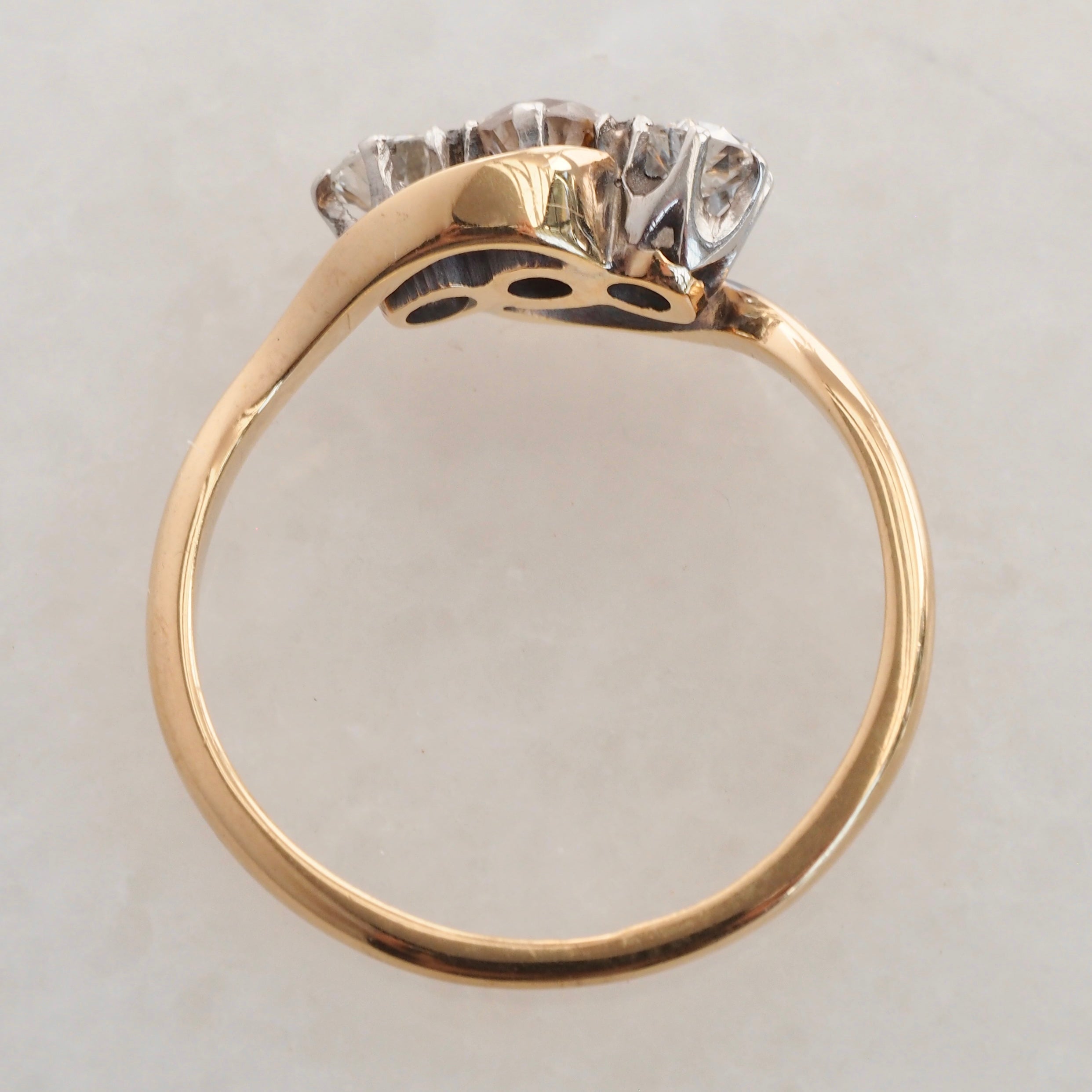 Antique 18k Gold Platinum Old European Cut Diamond Trilogy Ring