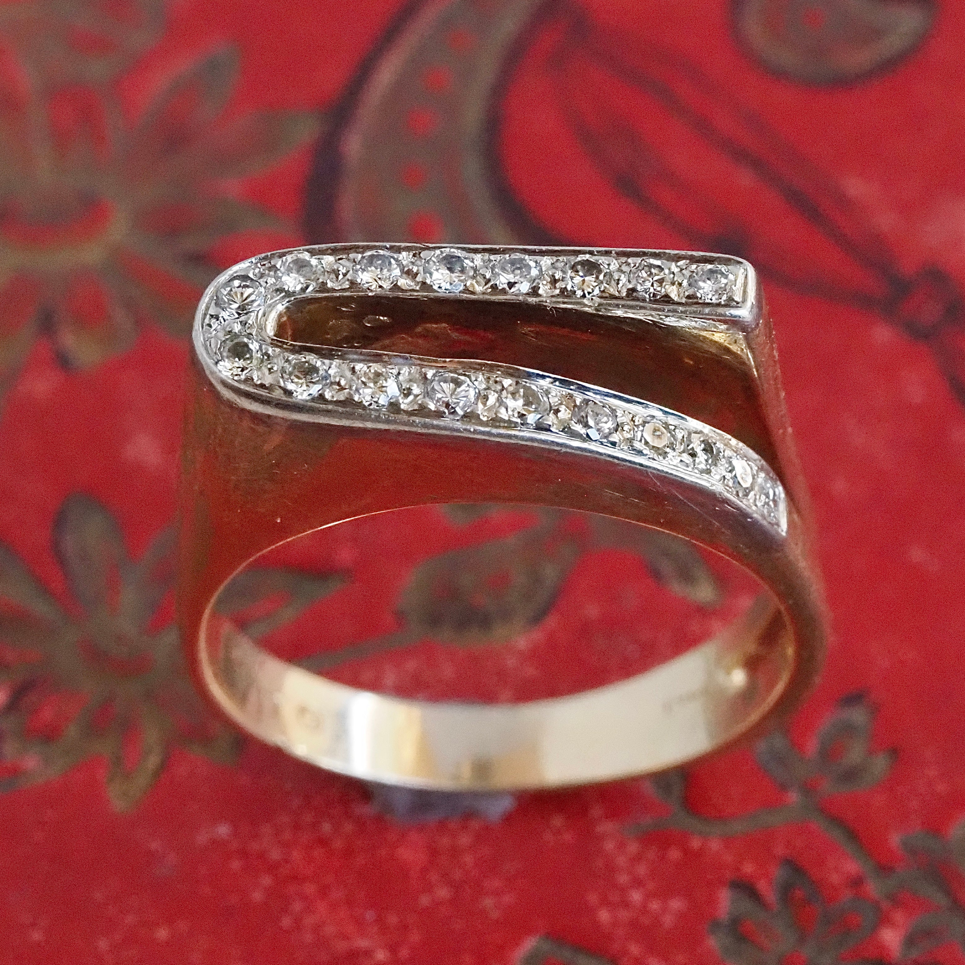 Vintage Modernist 14k Gold and Diamond Wave Ring