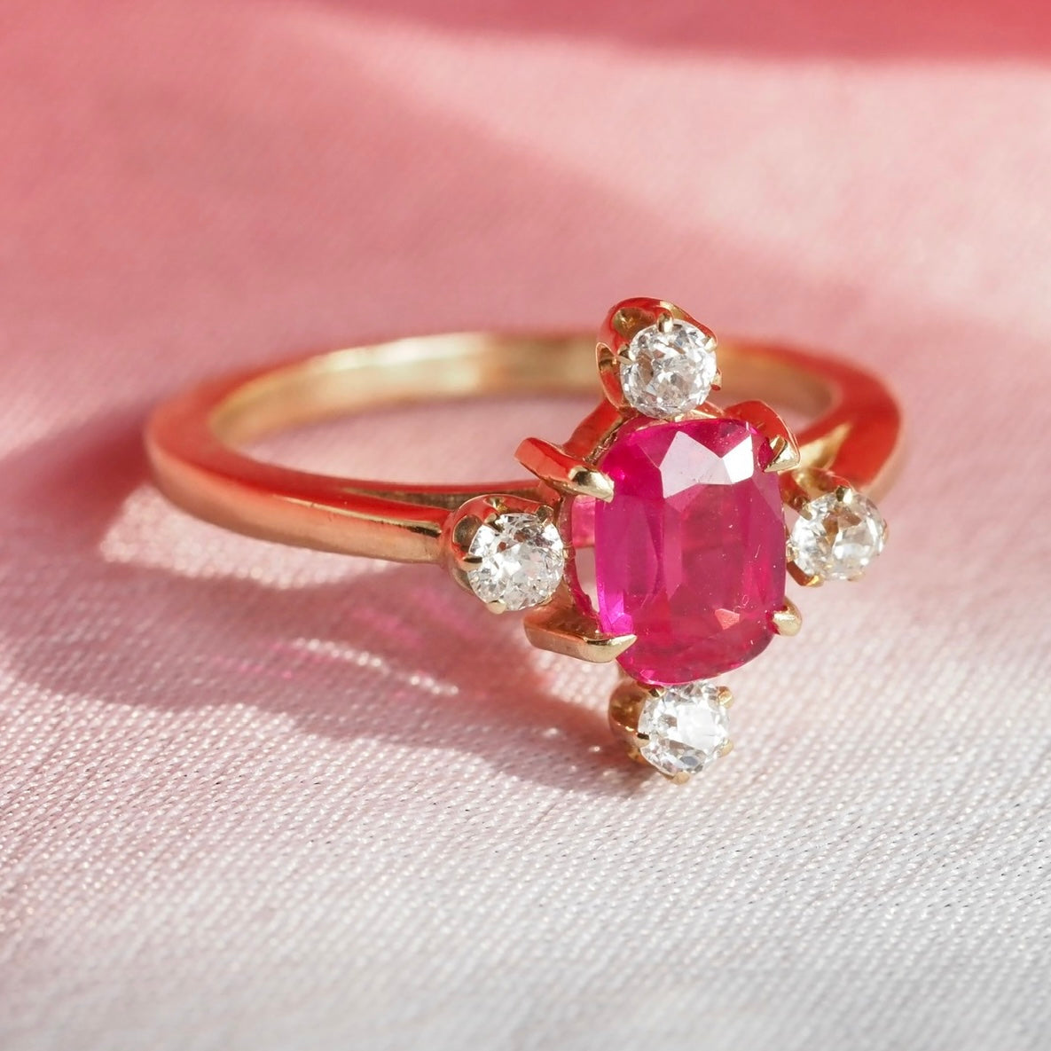 Vintage 1940's Ruby Diamond 14k Gold Ring